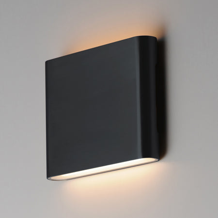 Spartan-Wall Sconce by ET2