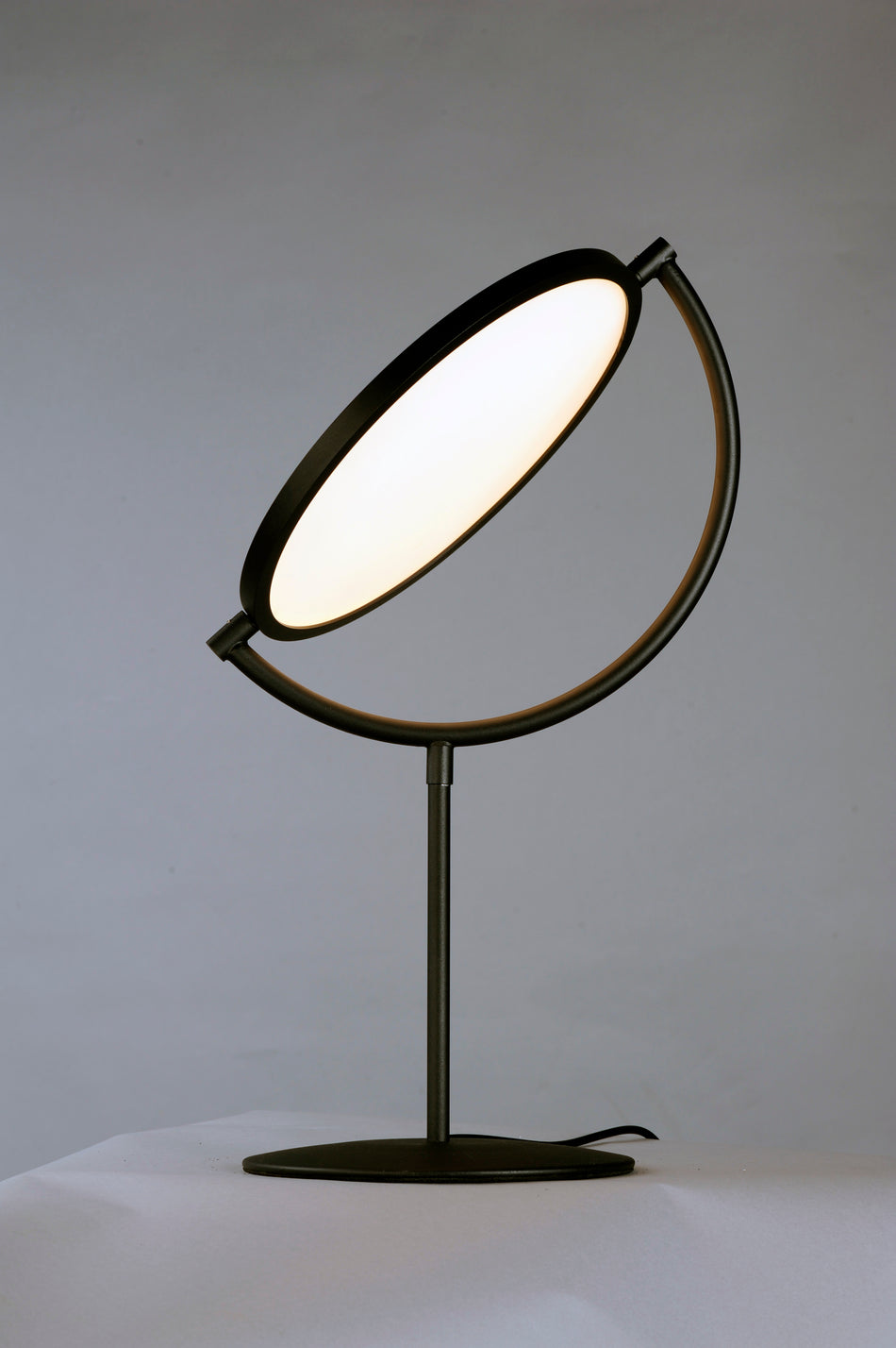 Cobra-Wall Sconce by ET2