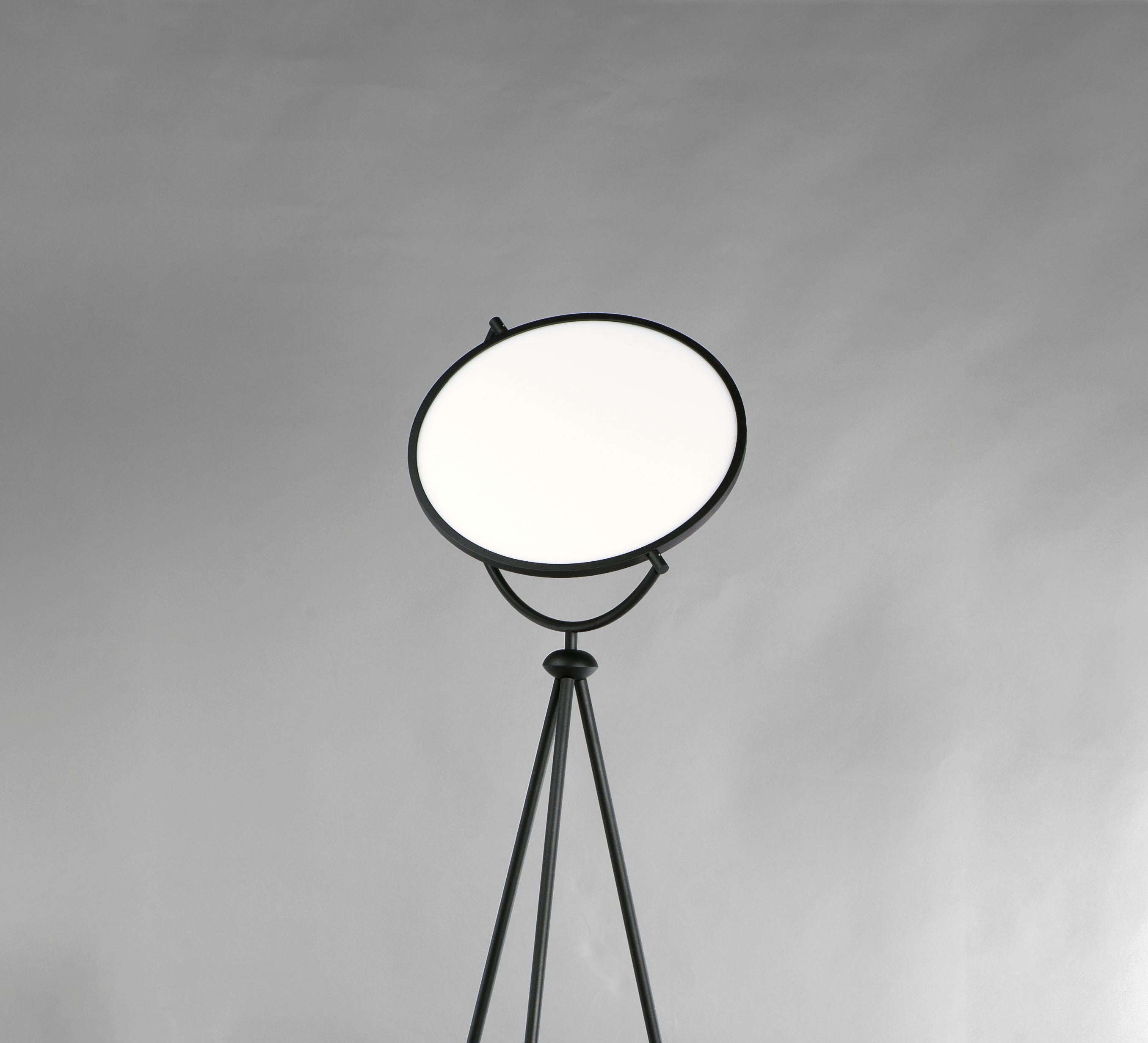 Paddle-Floor Lamp by ET2