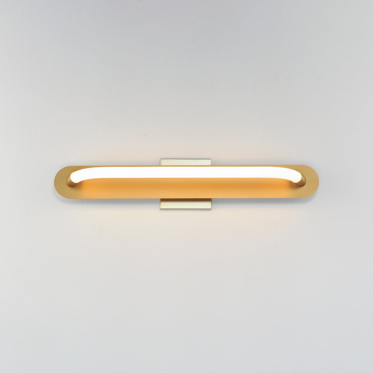 Loop-Wall Sconce by ET2