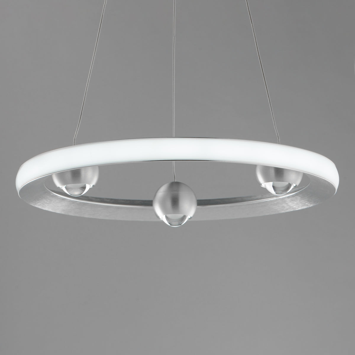 Nodes-Ring Pendant by ET2