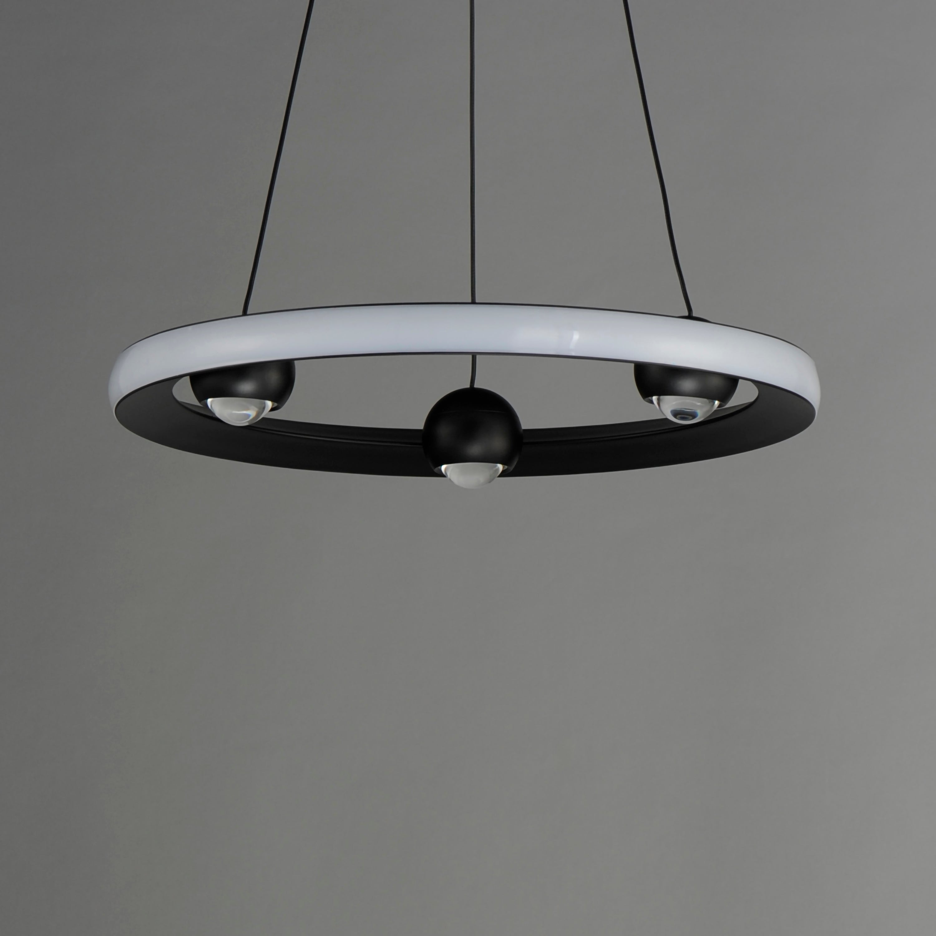 Nodes-Ring Pendant by ET2