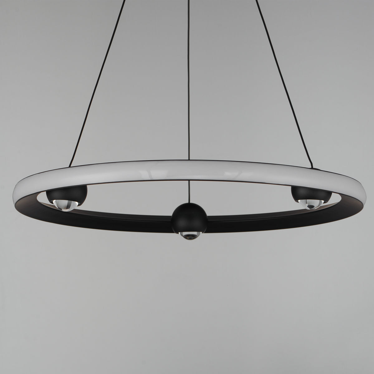 Nodes-Ring Pendant by ET2
