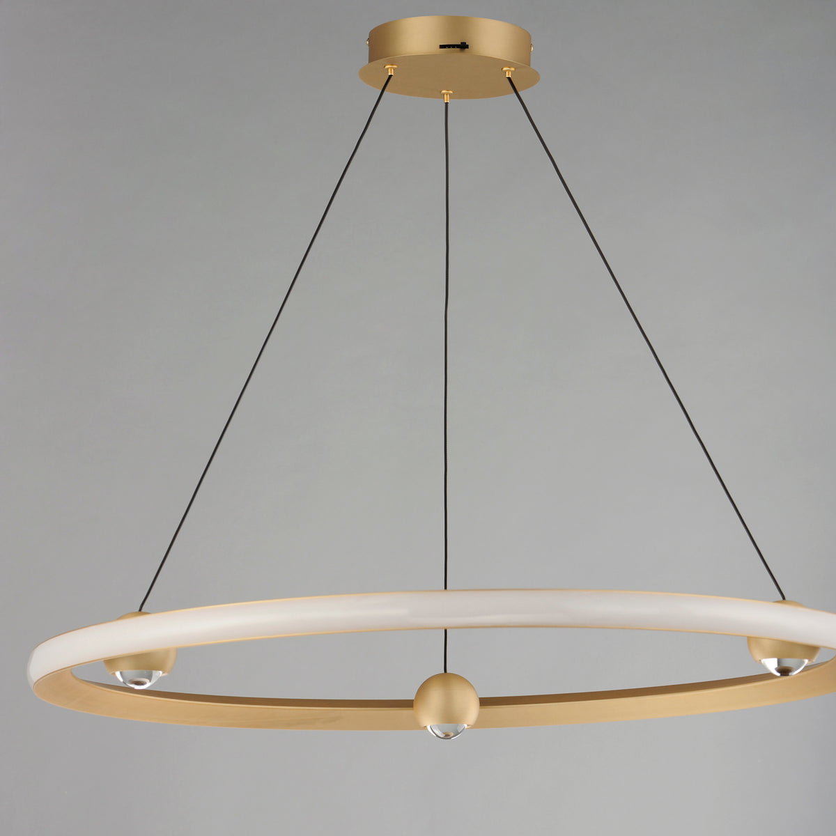 Nodes-Ring Pendant by ET2