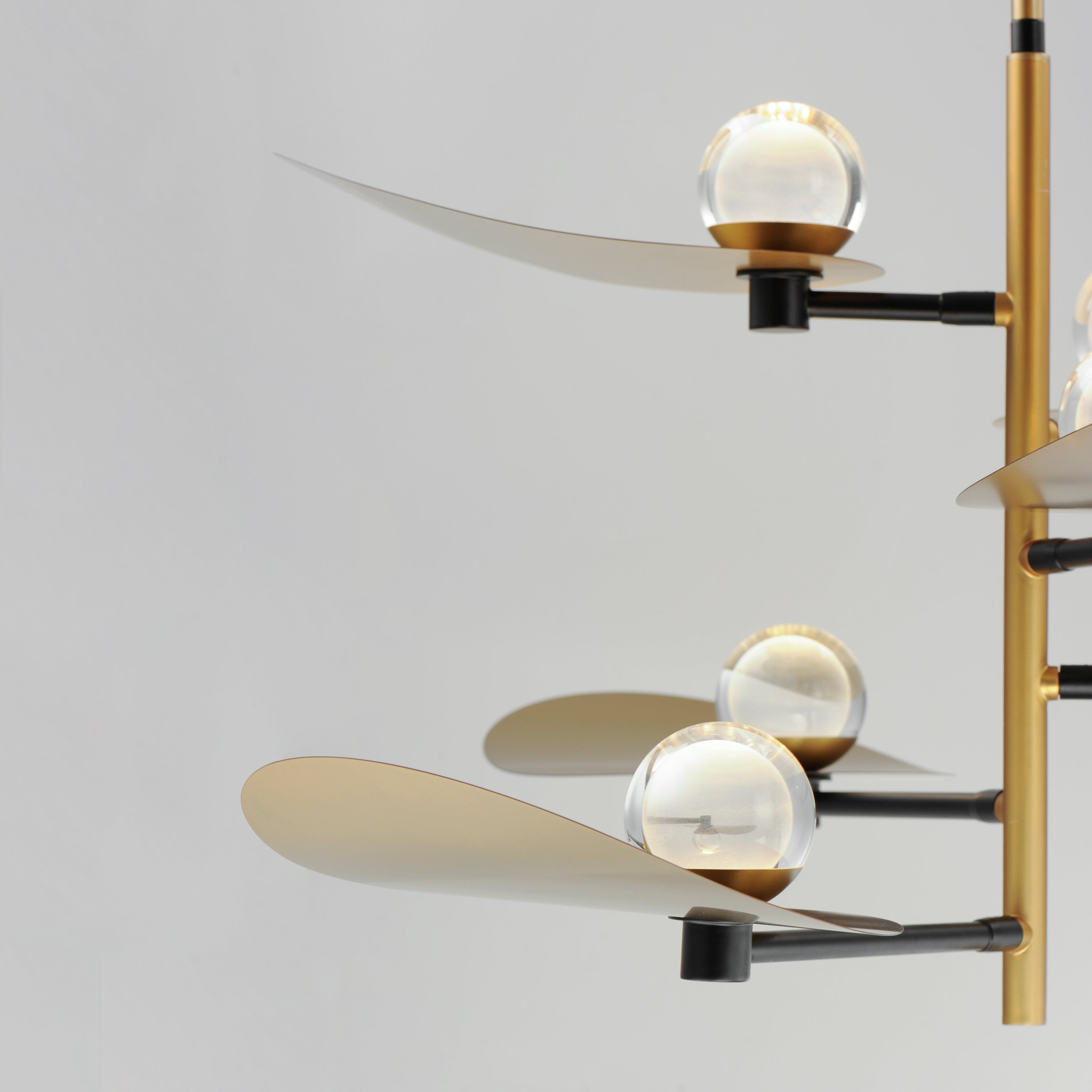 Pearl-Suspension Pendant by ET2