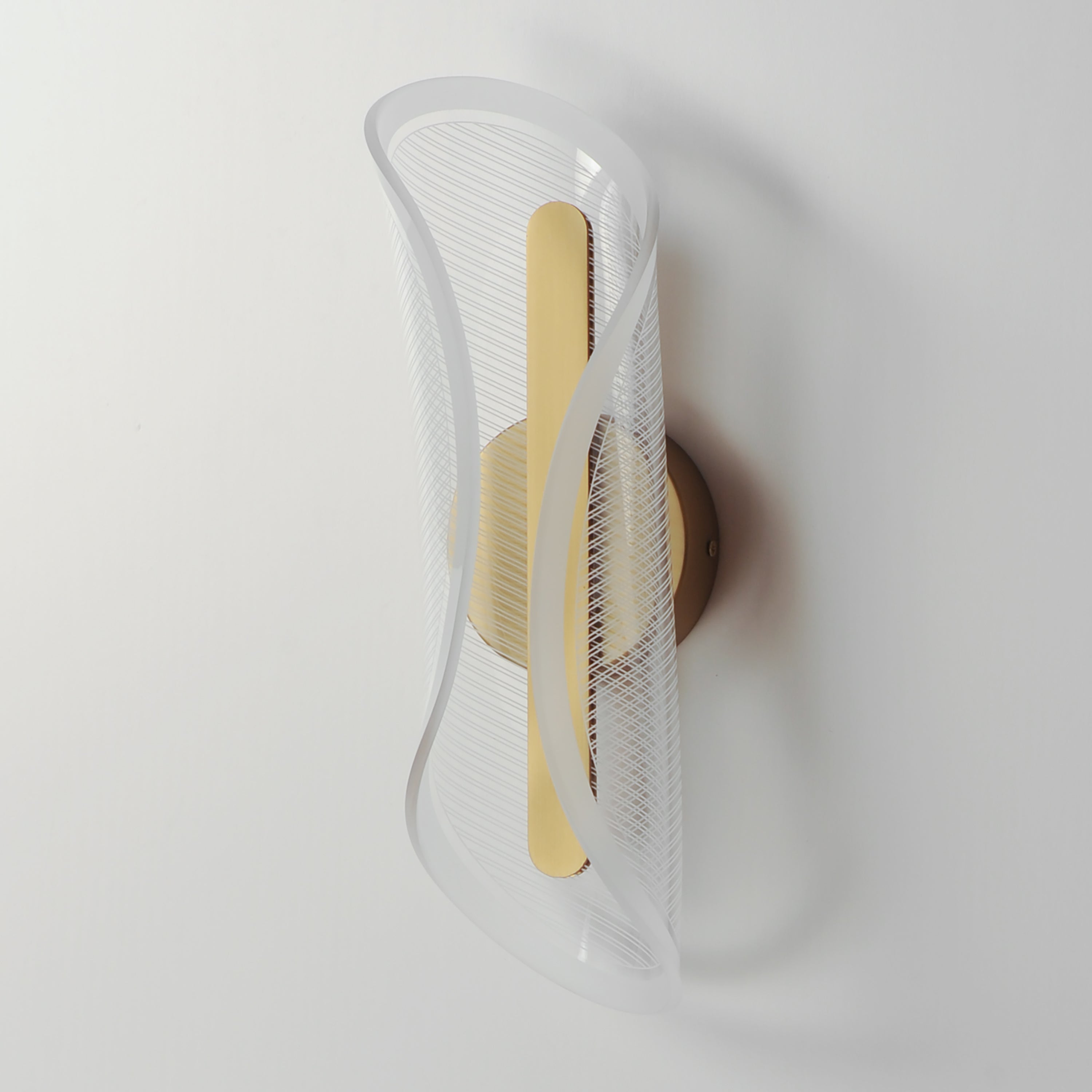 Manta-Wall Sconce by ET2