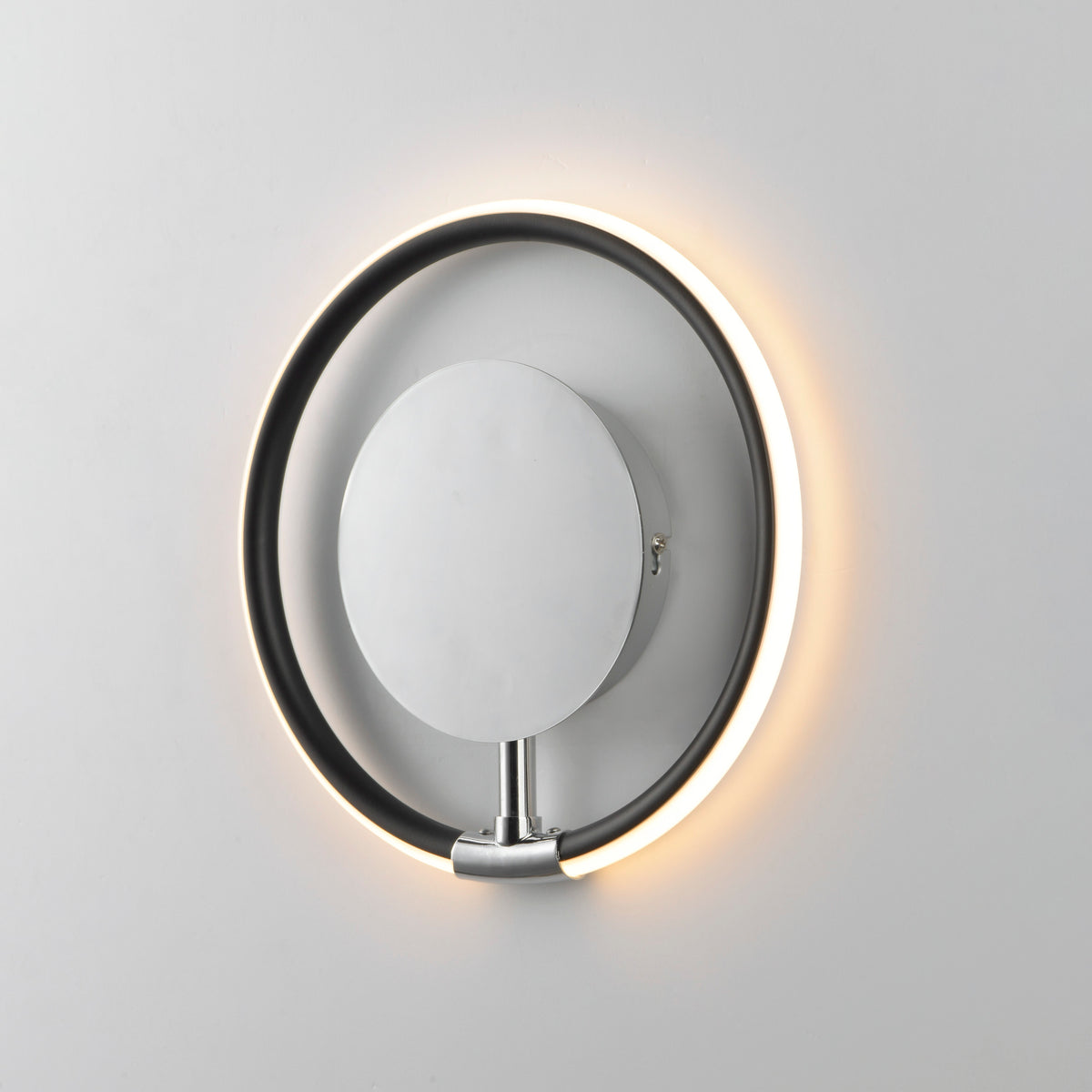 Ringer-Wall Sconce by ET2