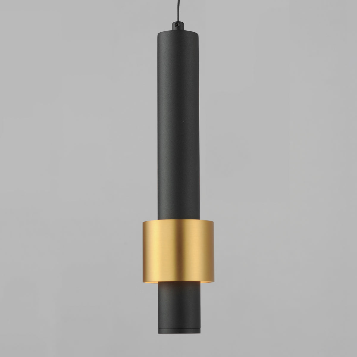 Reveal-Single Pendant by ET2