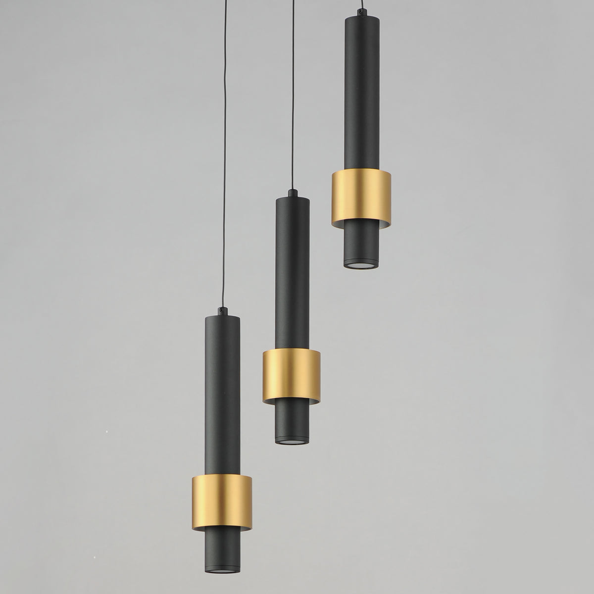 Reveal-Multi-Light Pendant by ET2