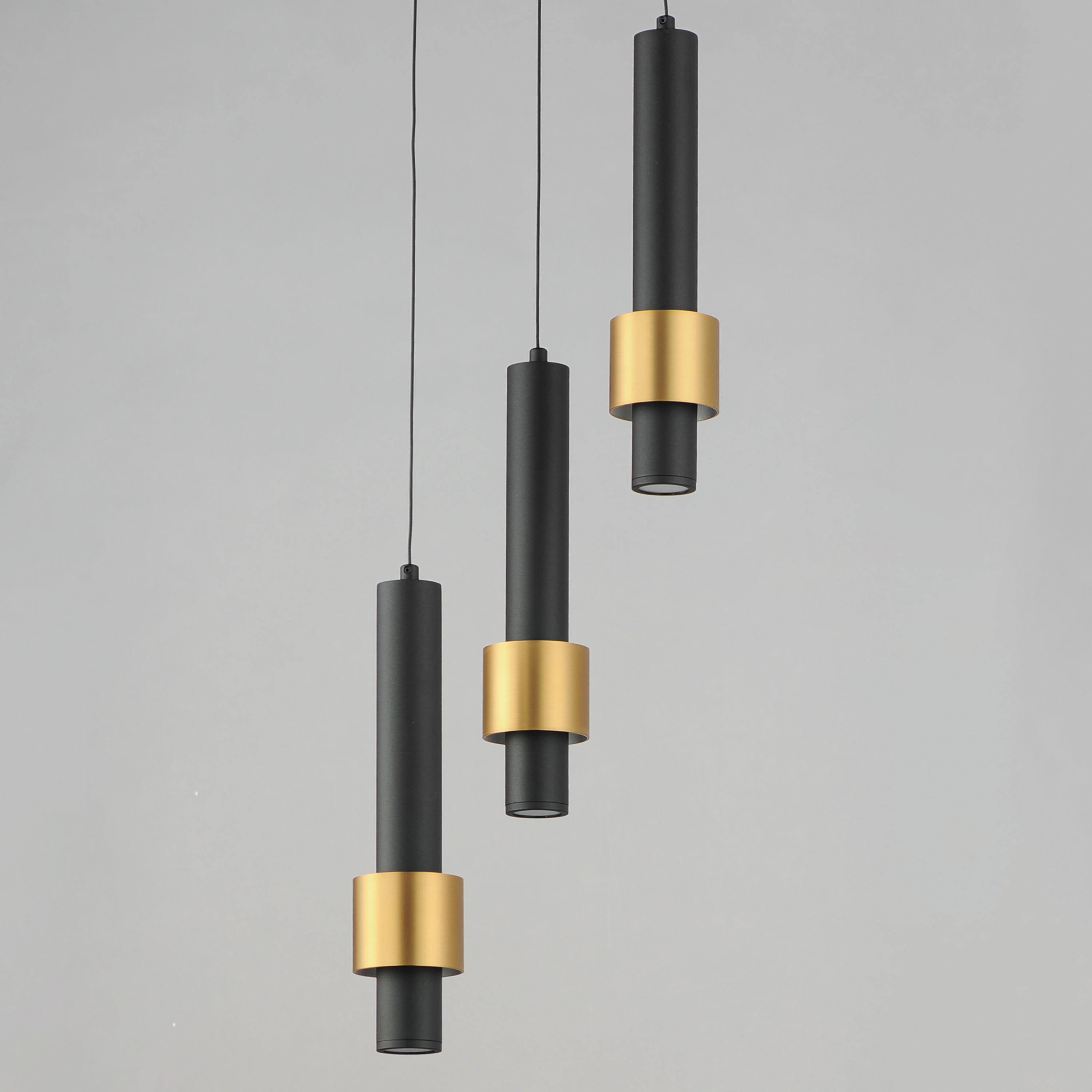 Reveal-Multi-Light Pendant by ET2