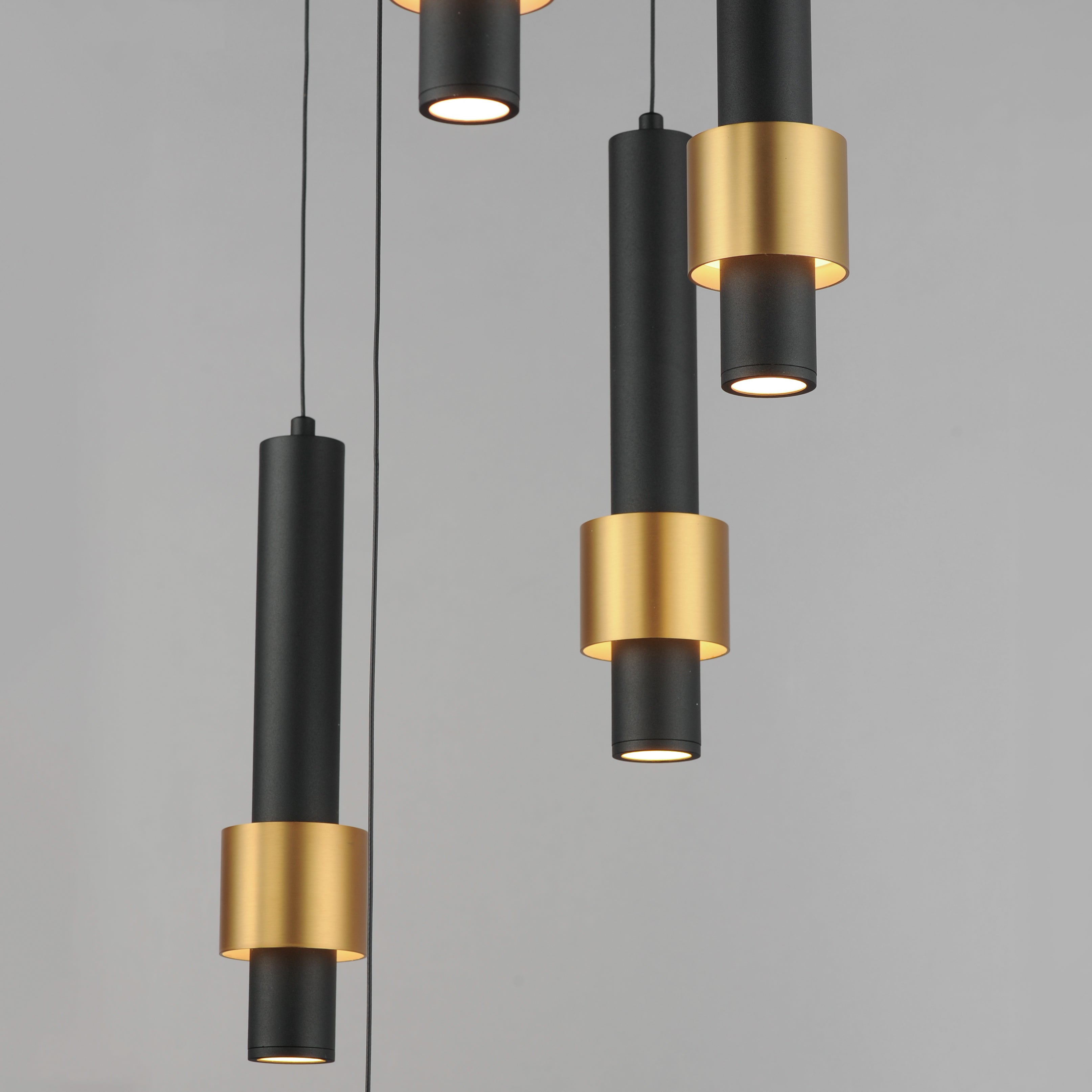 Reveal-Multi-Light Pendant by ET2