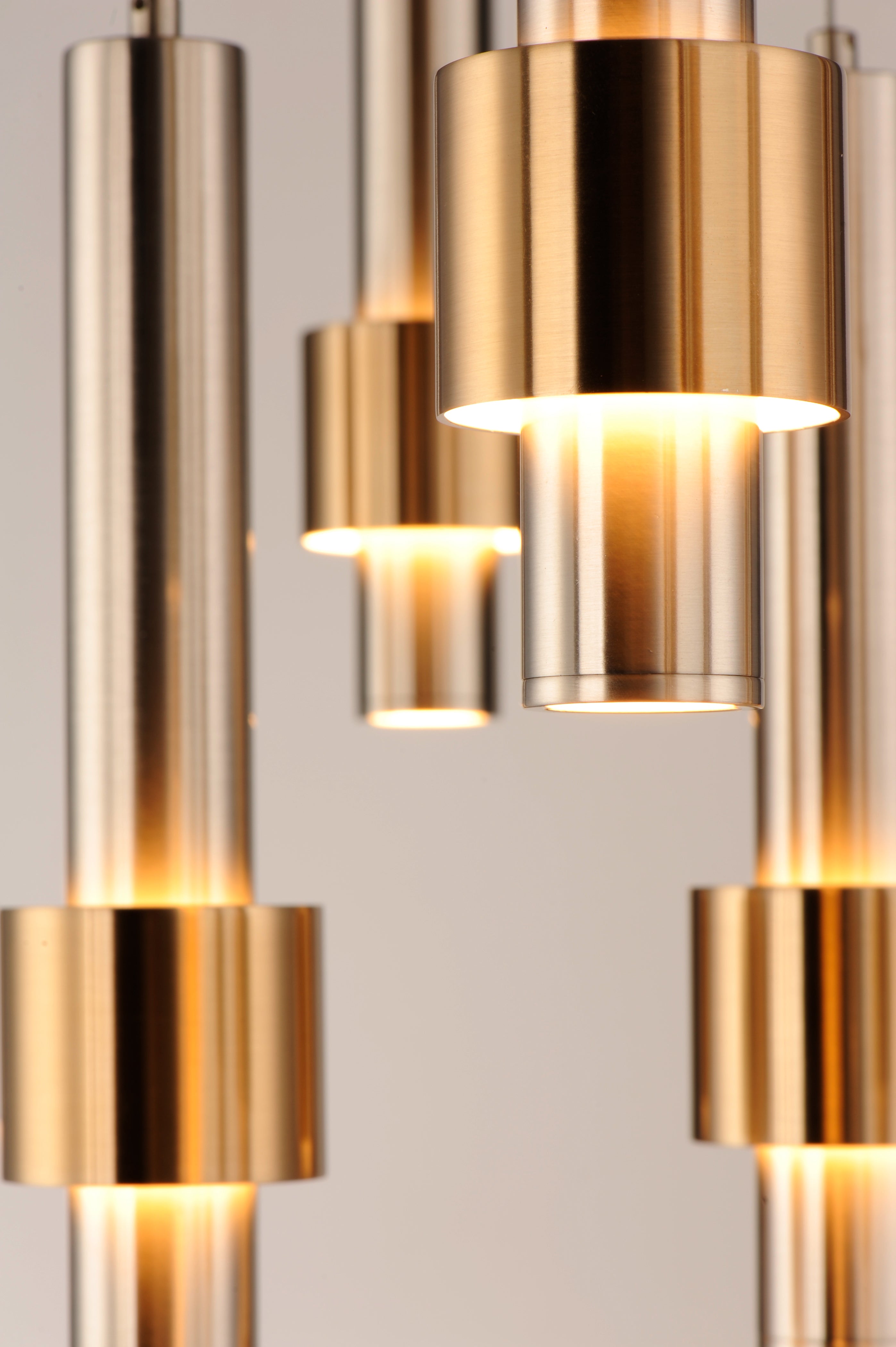 Reveal-Multi-Light Pendant by ET2