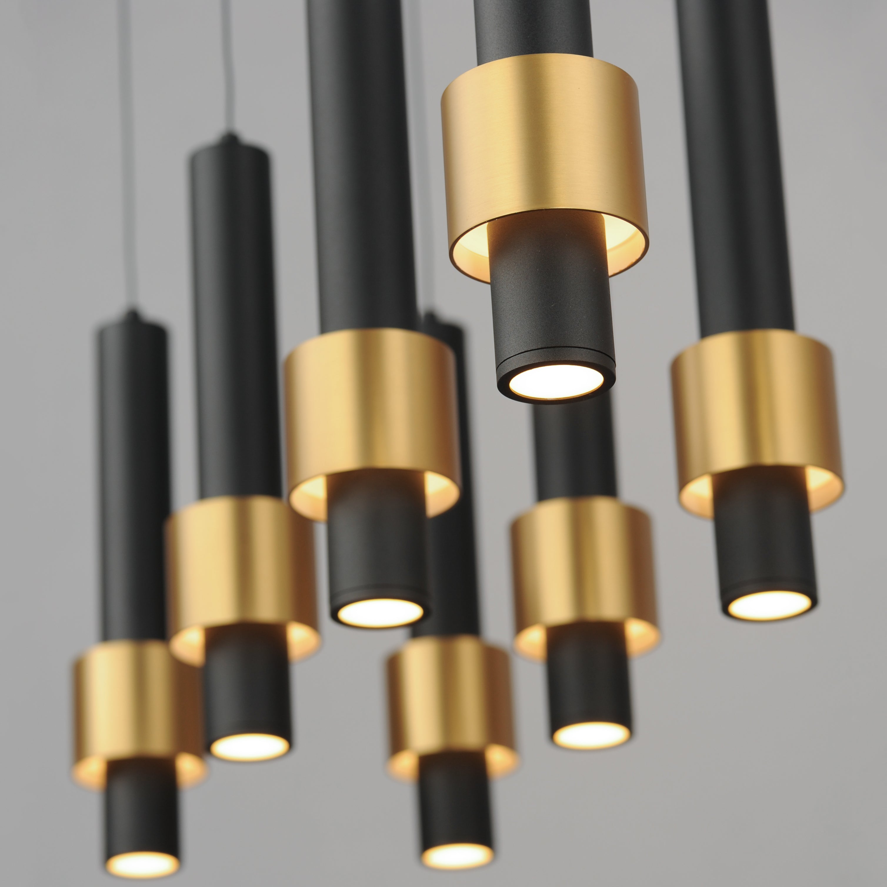 Reveal-Linear Pendant by ET2