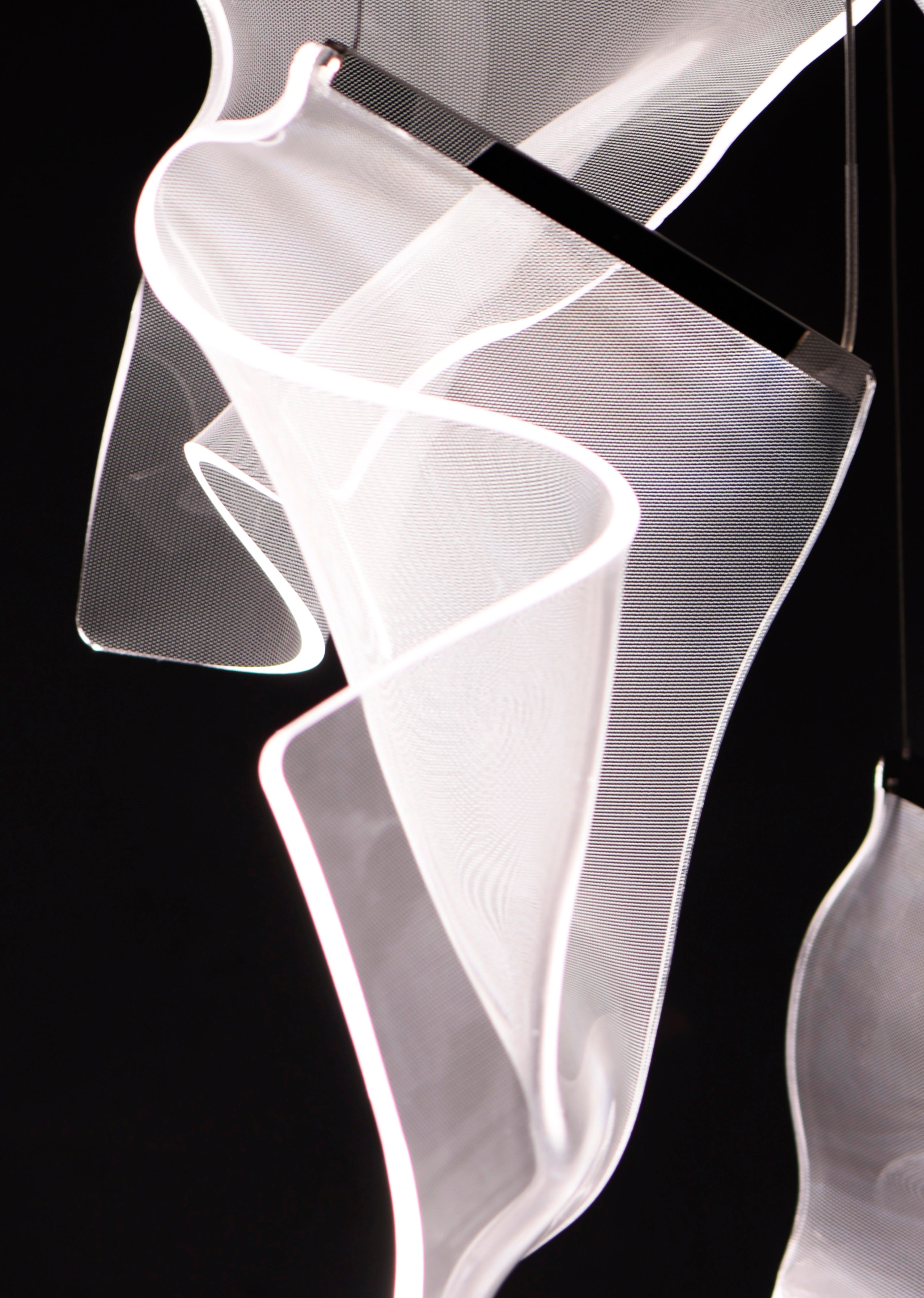 Rinkle-Multi-Light Pendant by ET2