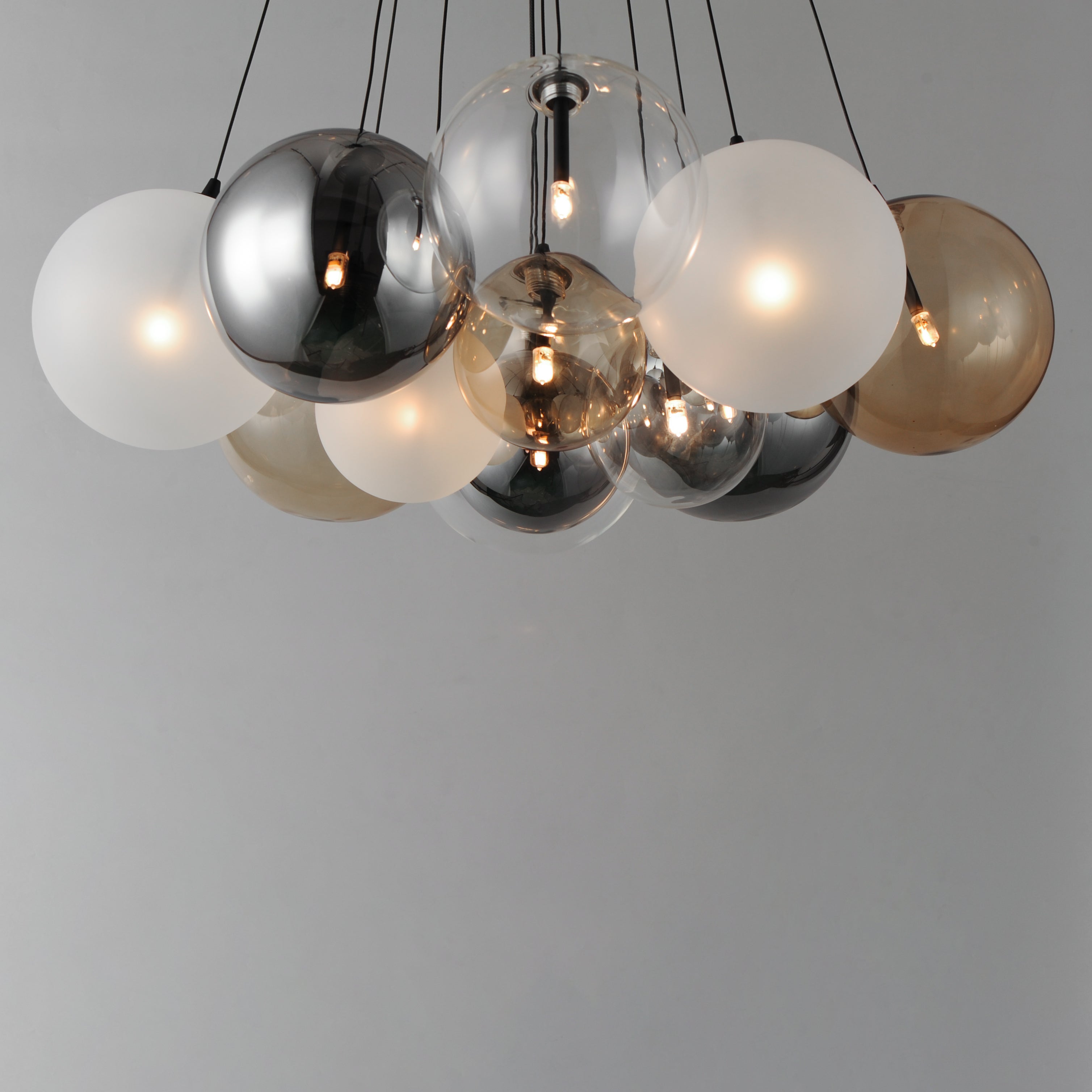 Burst-Multi-Light Pendant by ET2