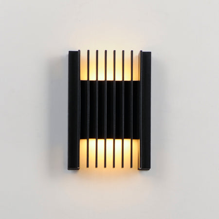 Rampart-Outdoor Wall Mount by ET2