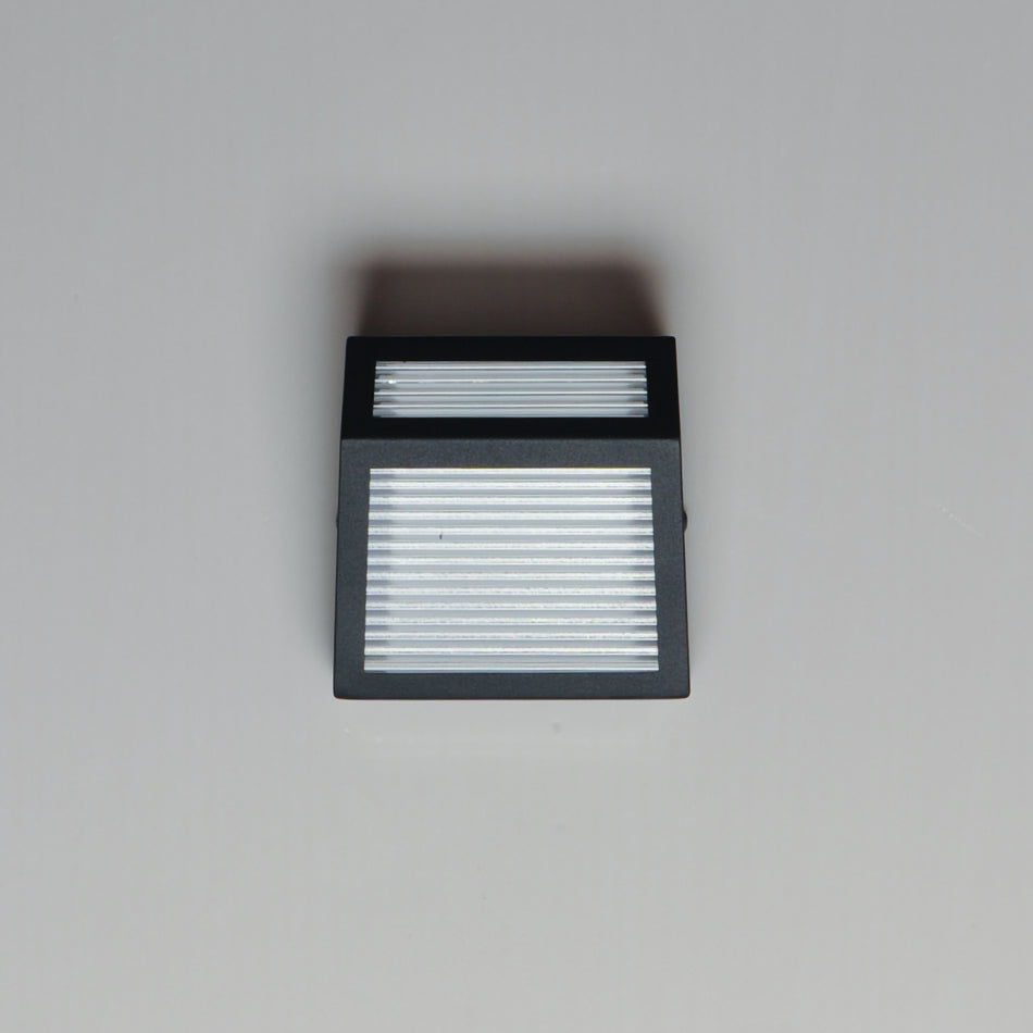 Totem-Outdoor Wall Mount by ET2