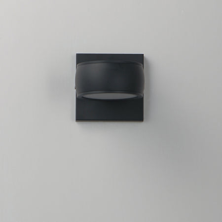 Modular-Outdoor Wall Mount by ET2