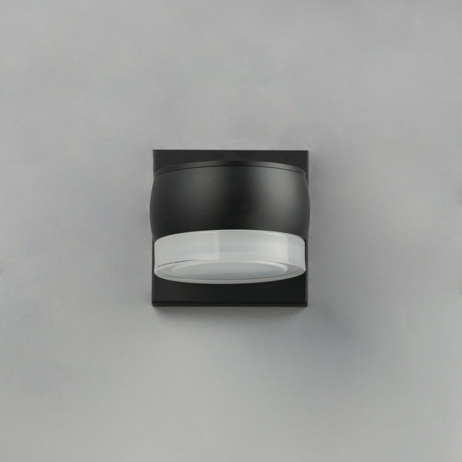 Modular-Outdoor Wall Mount by ET2