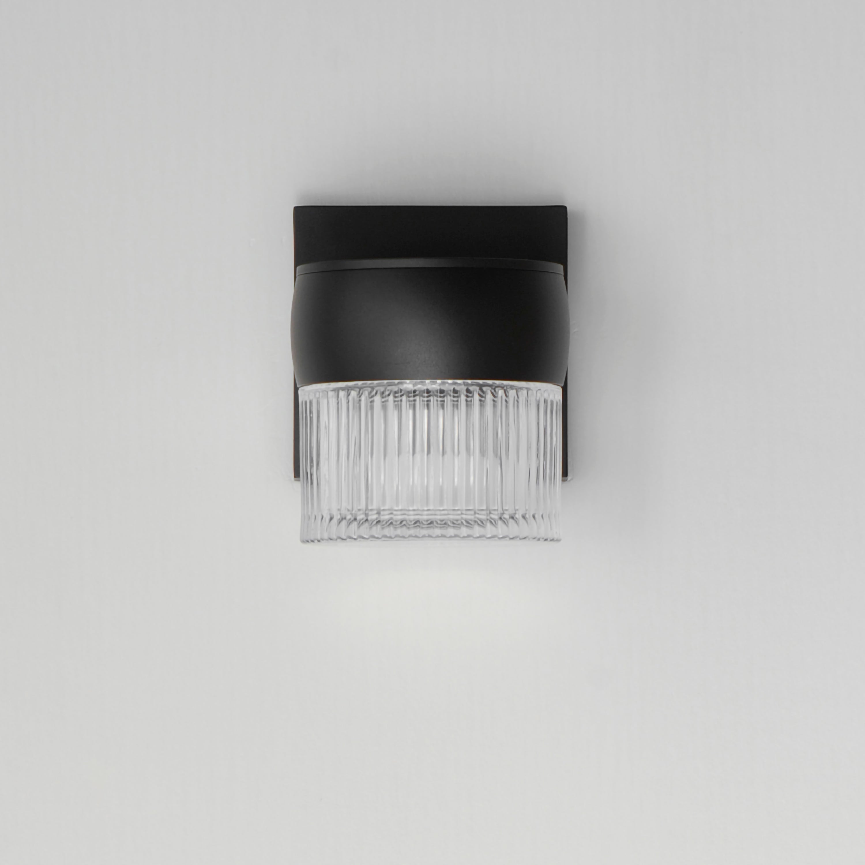 Modular-Outdoor Wall Mount by ET2
