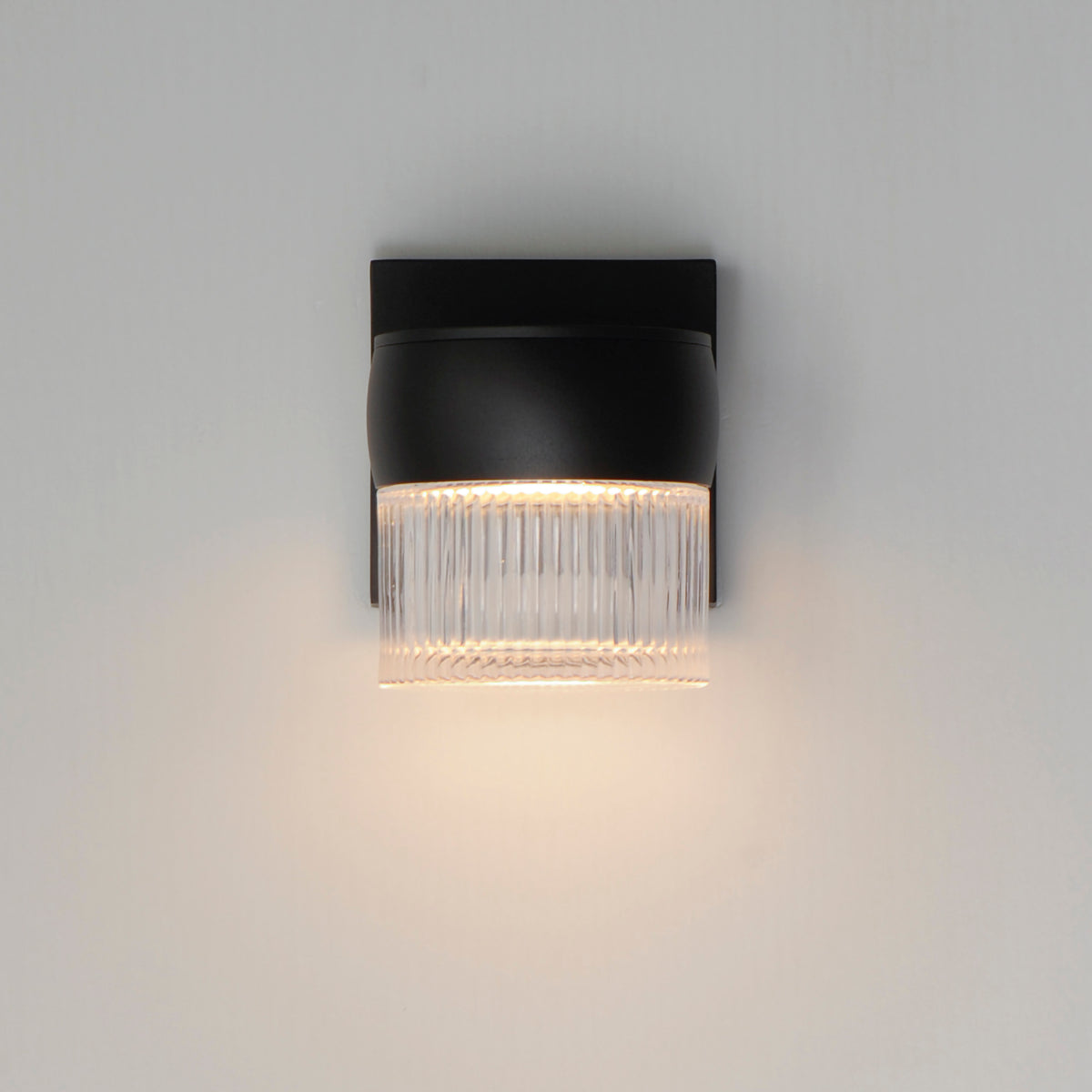 Modular-Outdoor Wall Mount by ET2