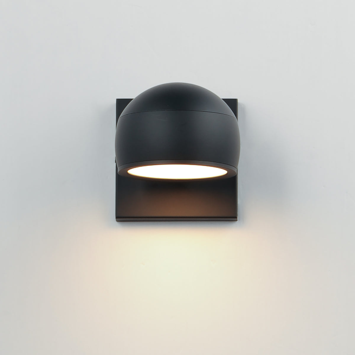 Modular-Outdoor Wall Mount by ET2