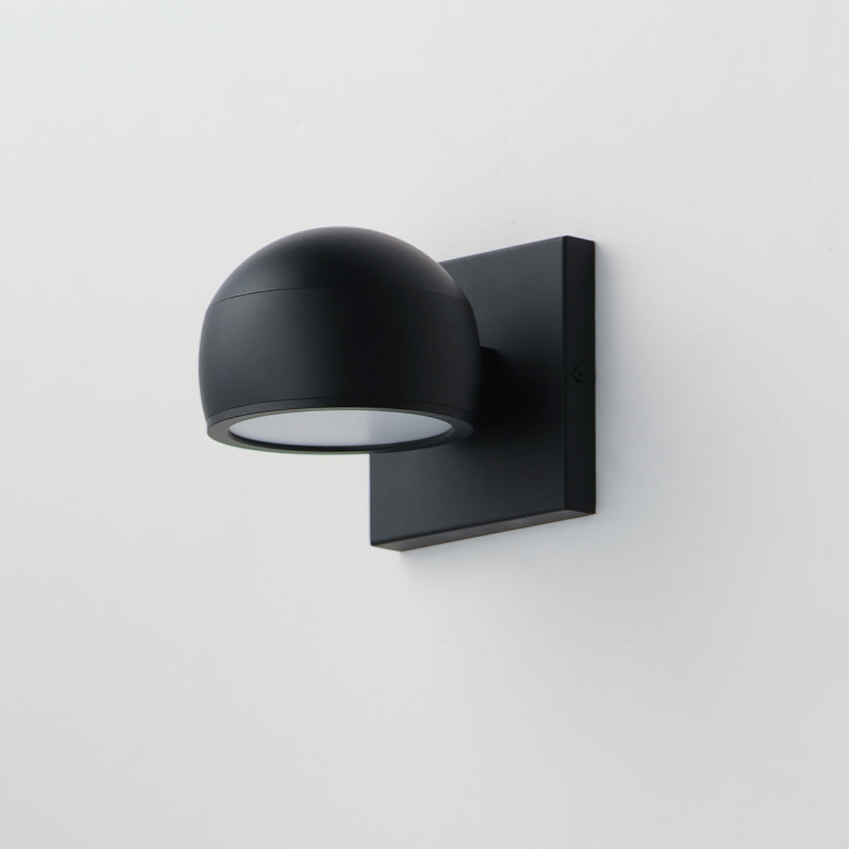 Modular-Outdoor Wall Mount by ET2