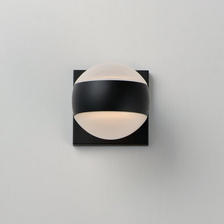 Modular-Outdoor Wall Mount by ET2