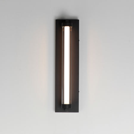 Fuse Outdoor-Outdoor Wall Mount by ET2