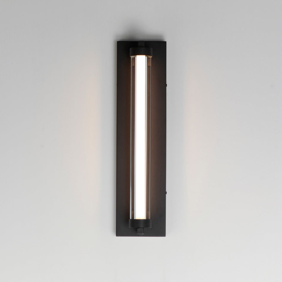 Fuse Outdoor-Outdoor Wall Mount by ET2
