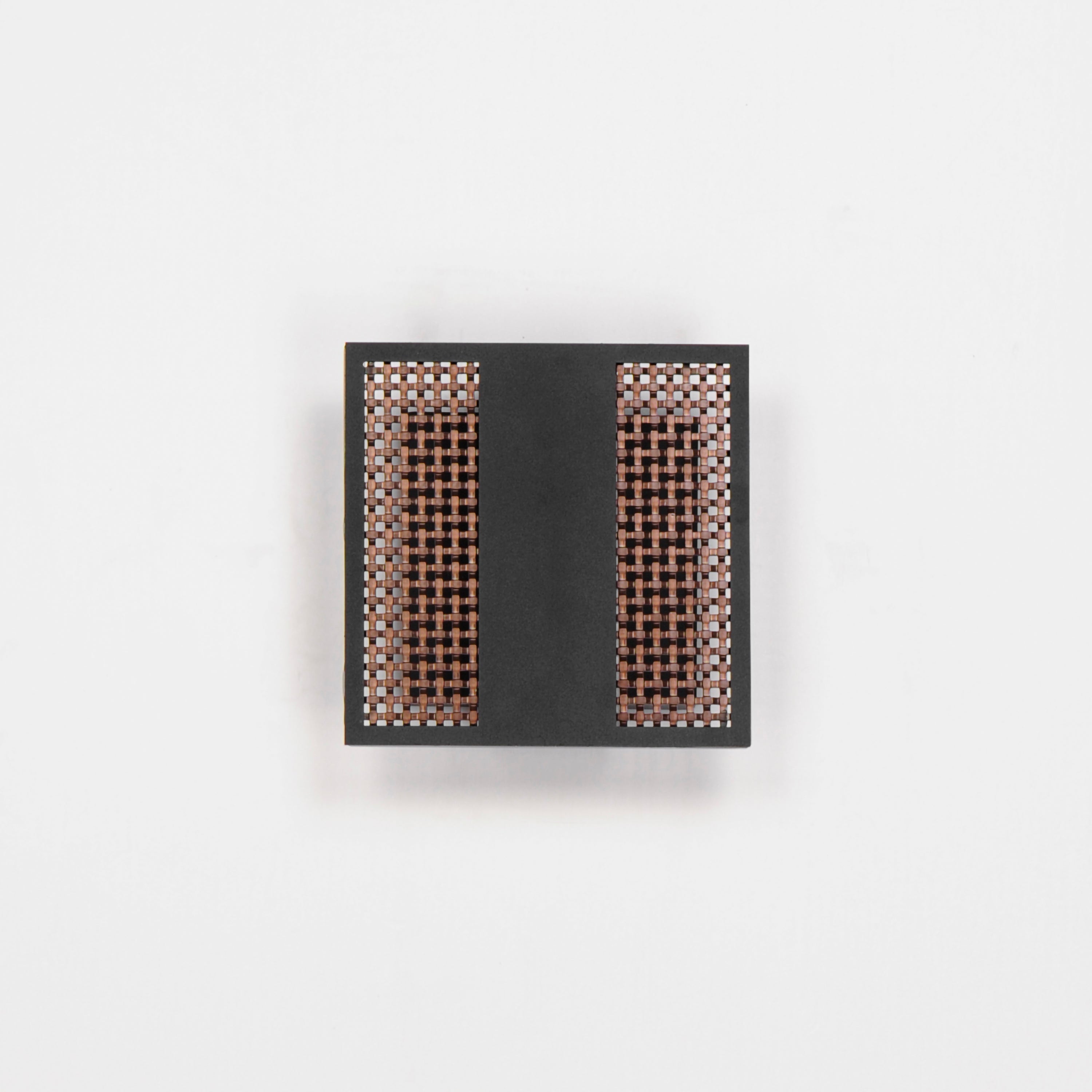 Interlace-Outdoor Wall Mount by ET2