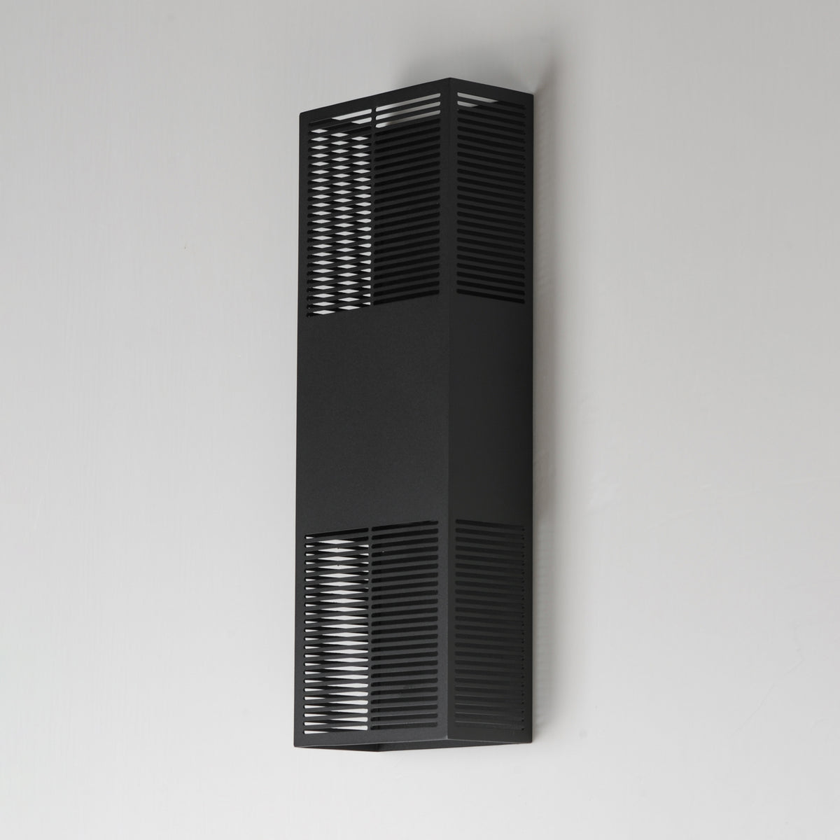 Grate-Outdoor Wall Mount by ET2