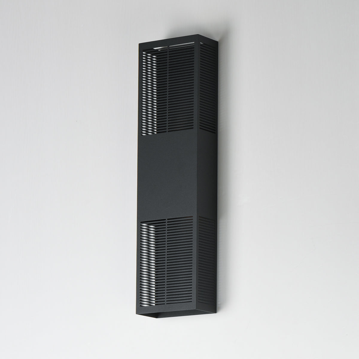 Grate-Outdoor Wall Mount by ET2