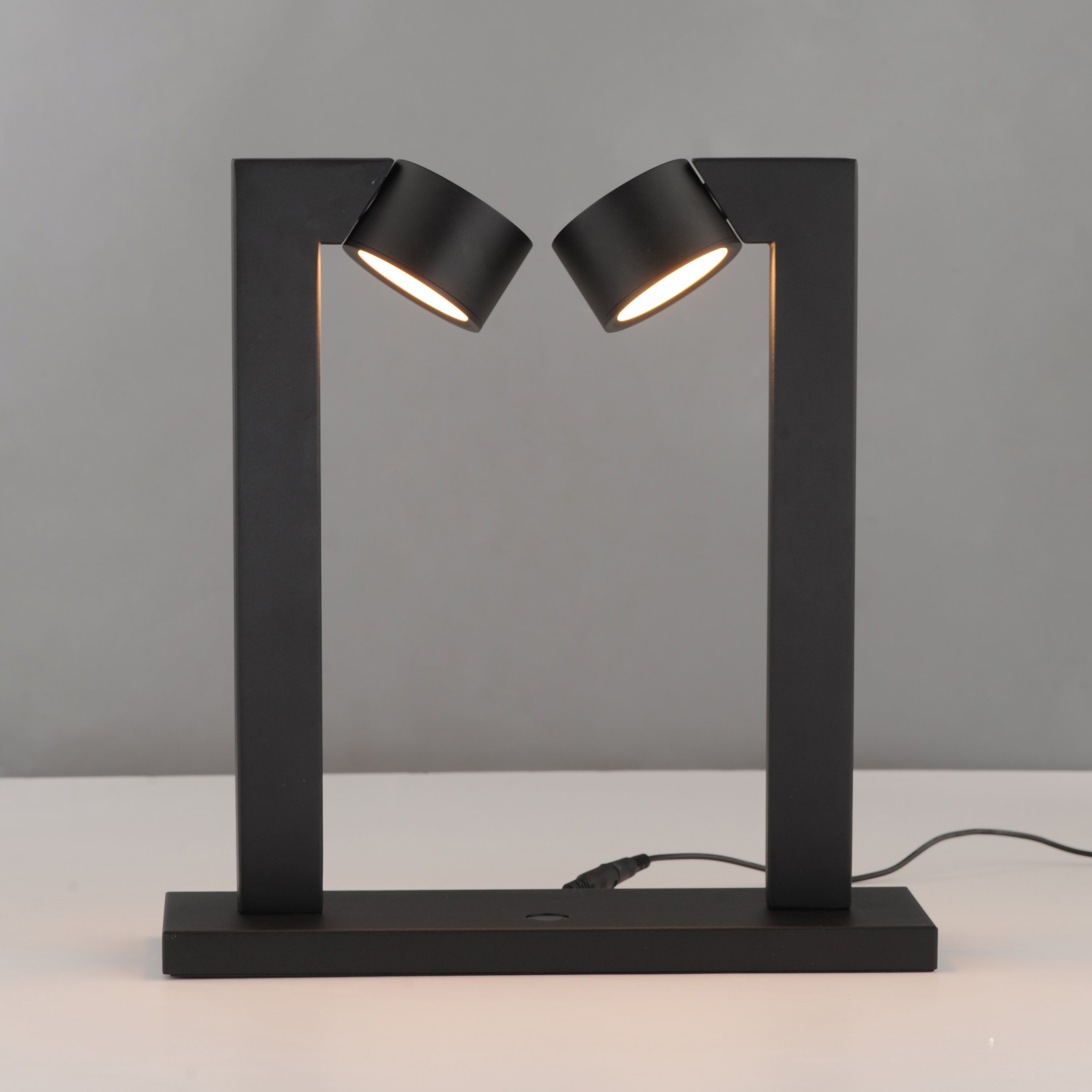Embrace-Desk Lamp by ET2