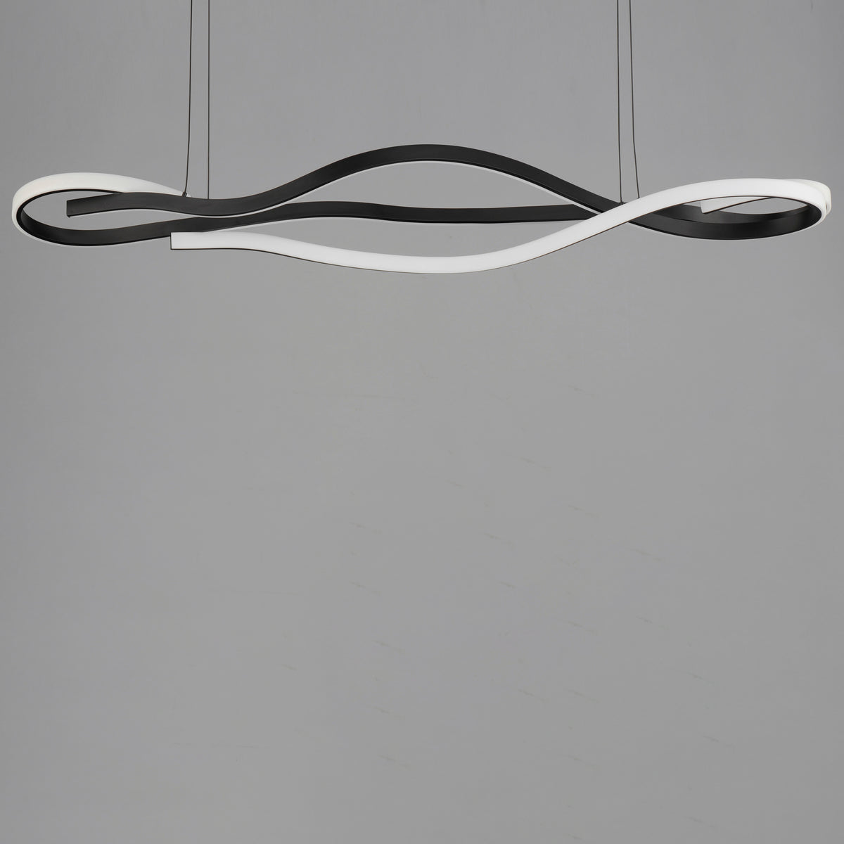 Serpentine-Linear Pendant by ET2