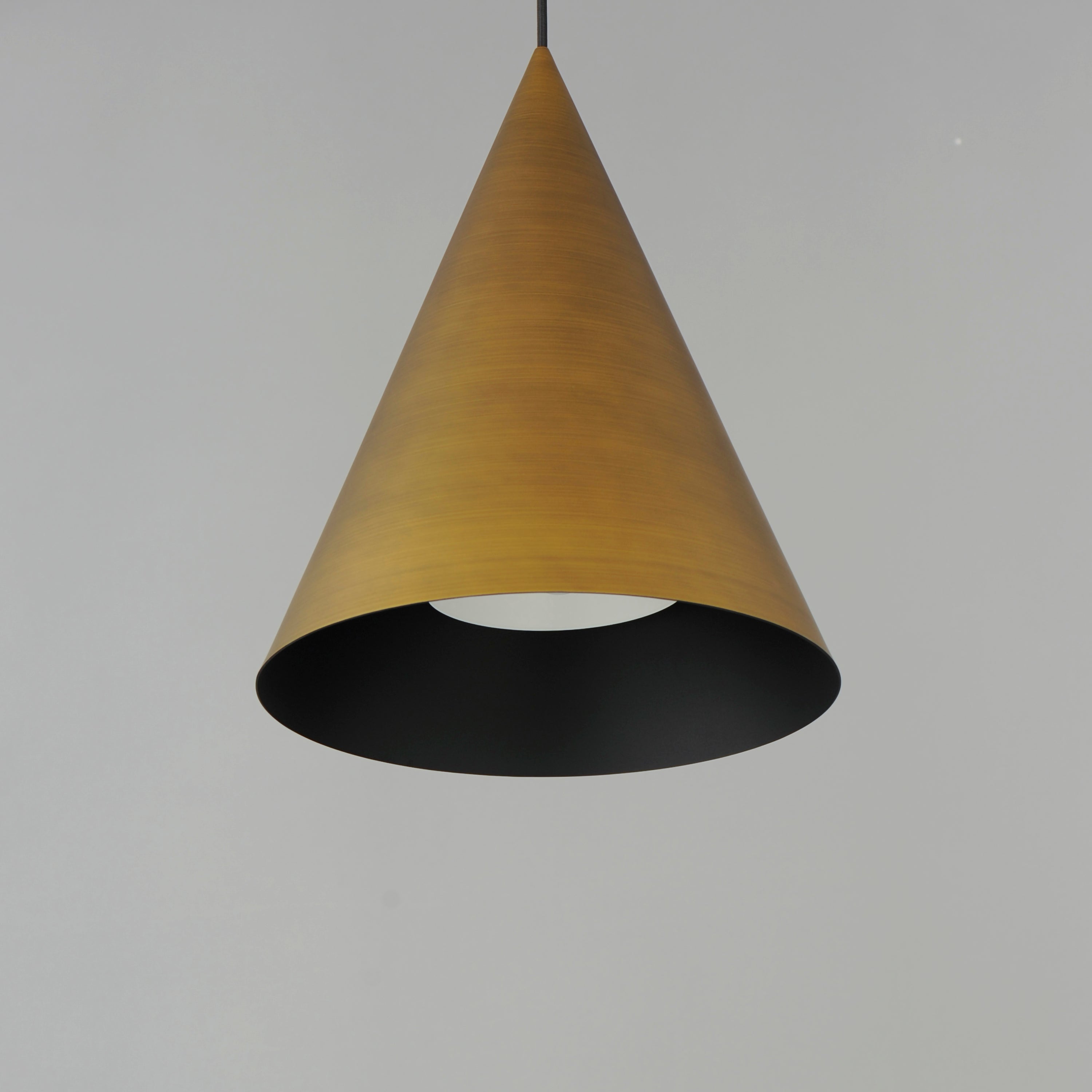 Pitch-Single Pendant by ET2