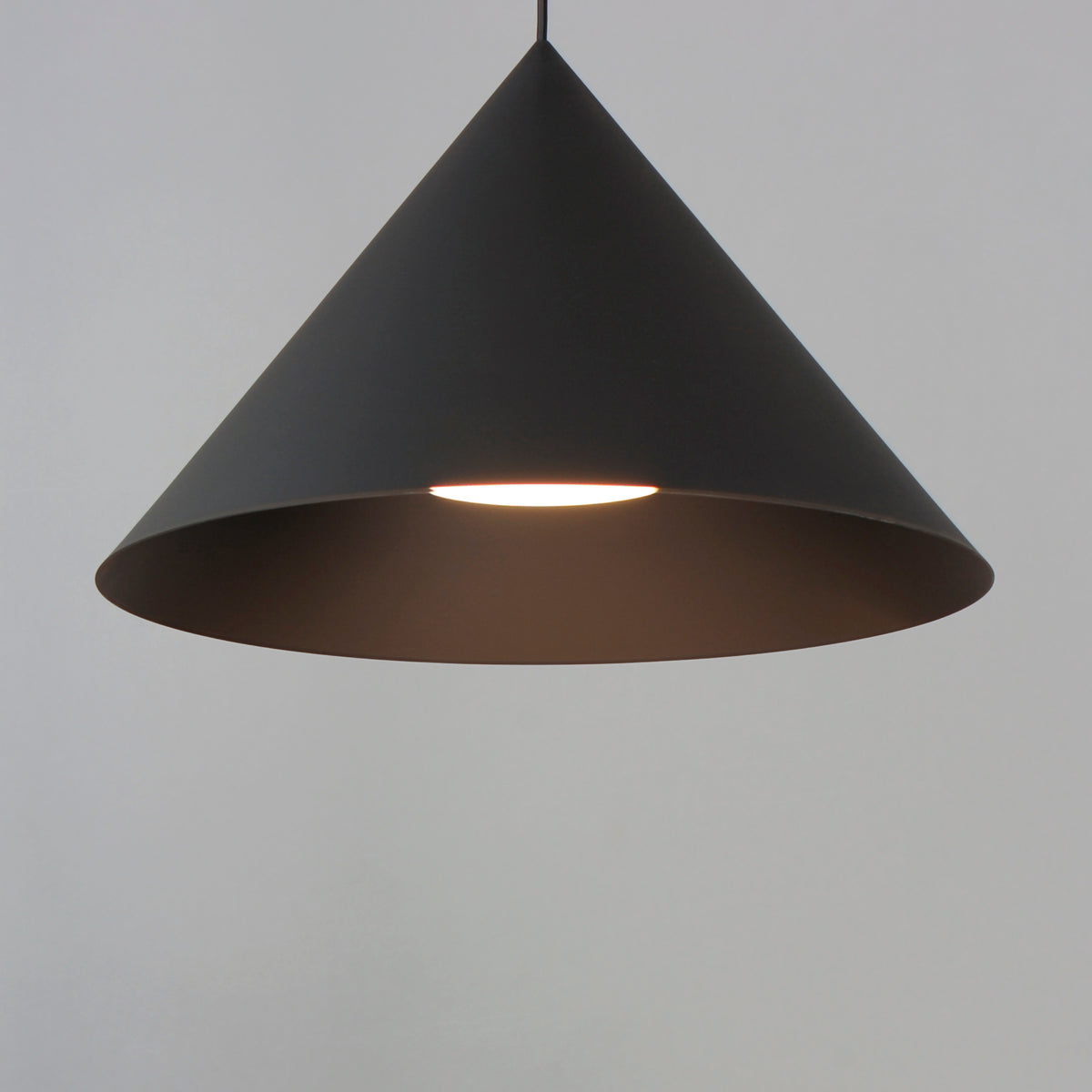 Pitch-Single Pendant by ET2