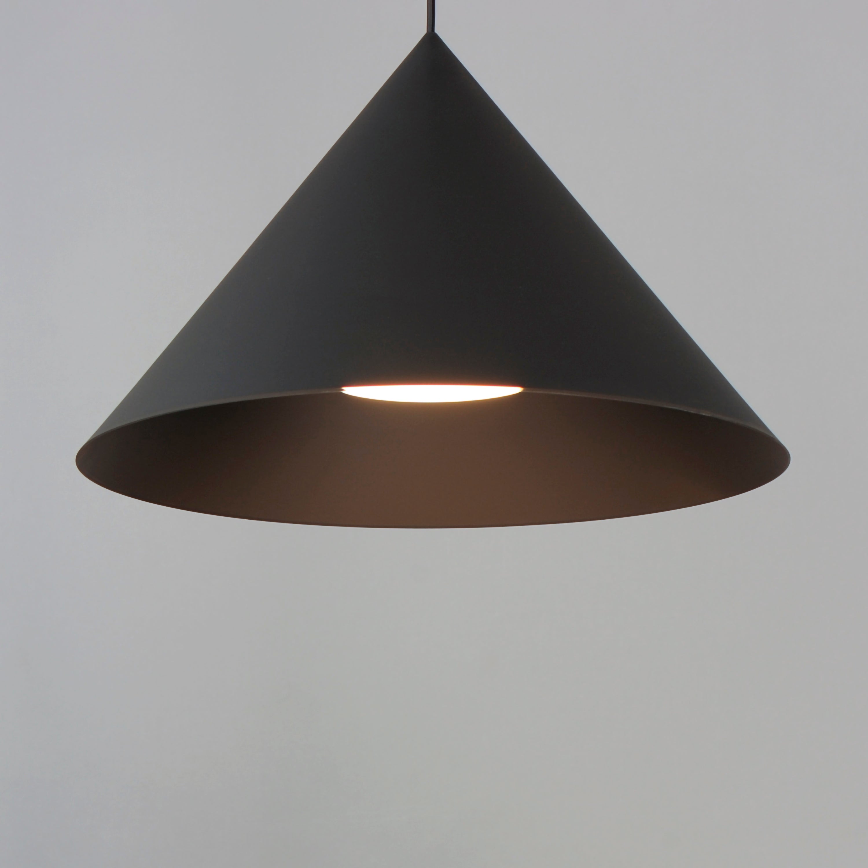 Pitch-Single Pendant by ET2
