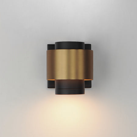 Reveal Outdoor-Outdoor Wall Mount by ET2