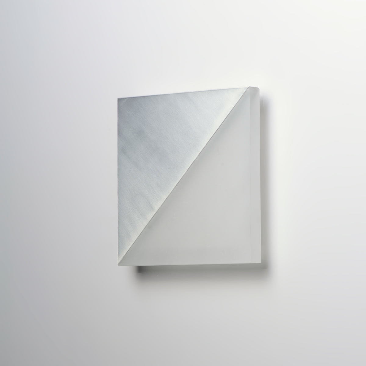 Alumilux Glow-Wall Sconce by ET2