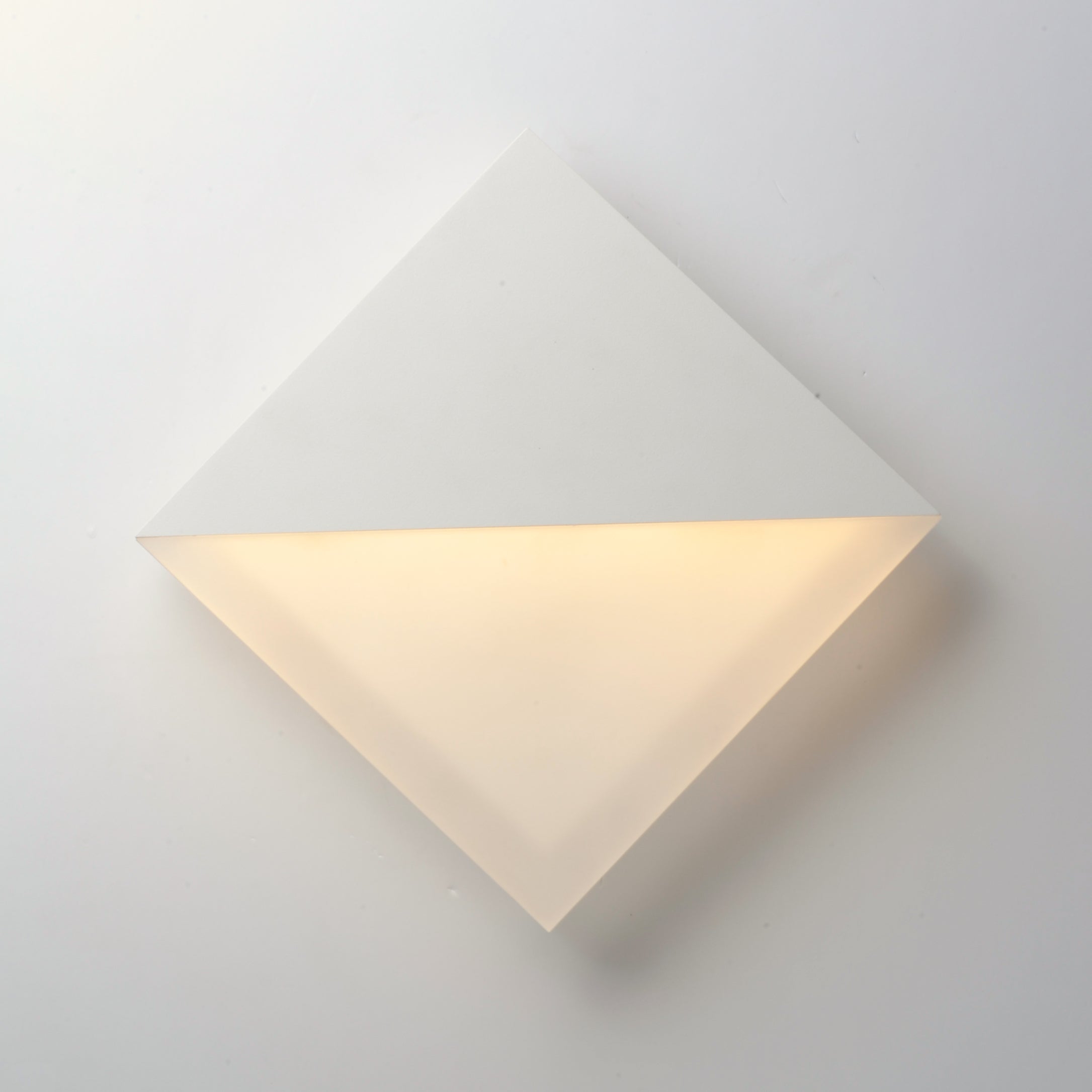 Alumilux Glow-Wall Sconce by ET2