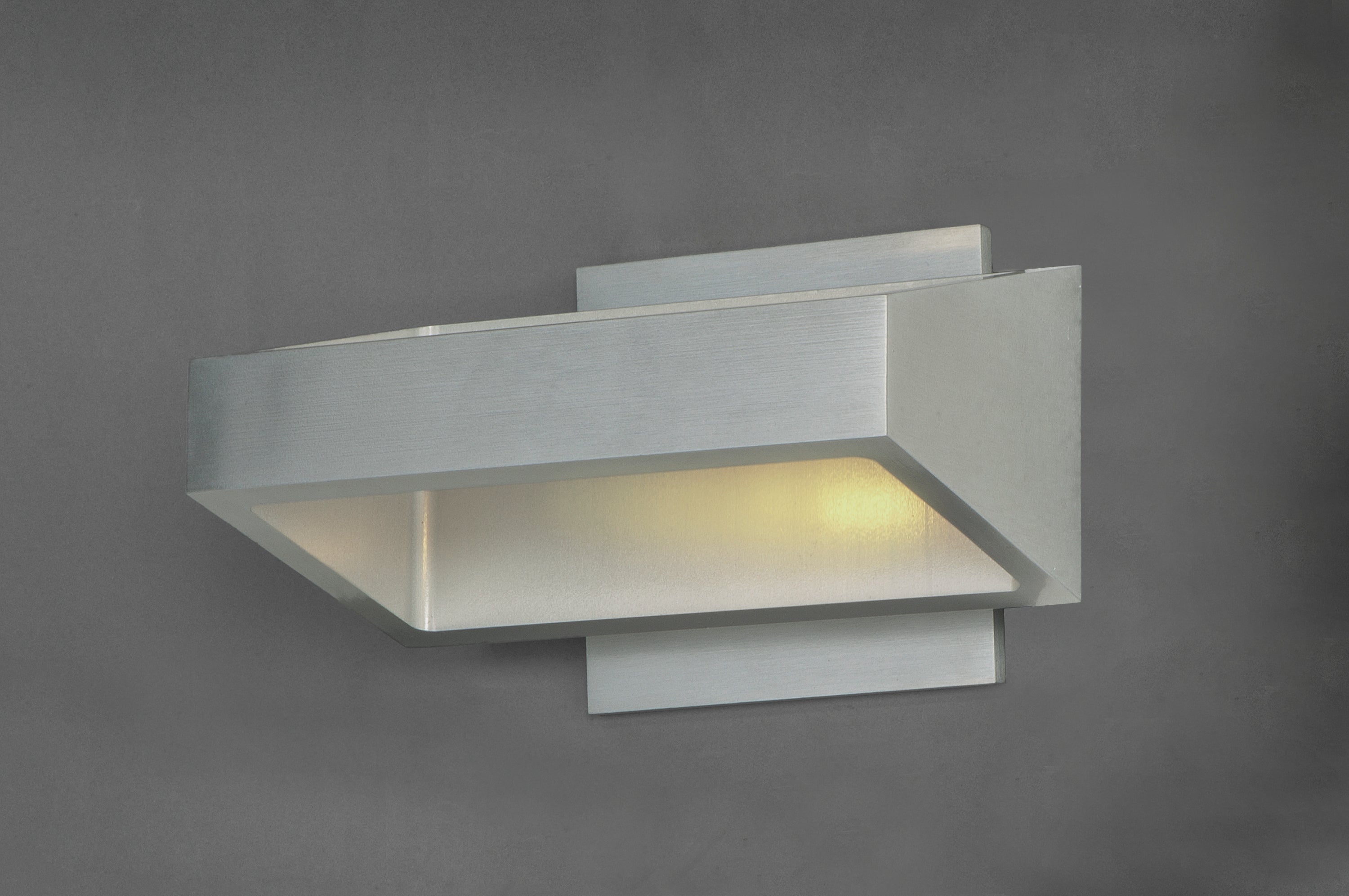 Alumilux Titan-Wall Sconce by ET2