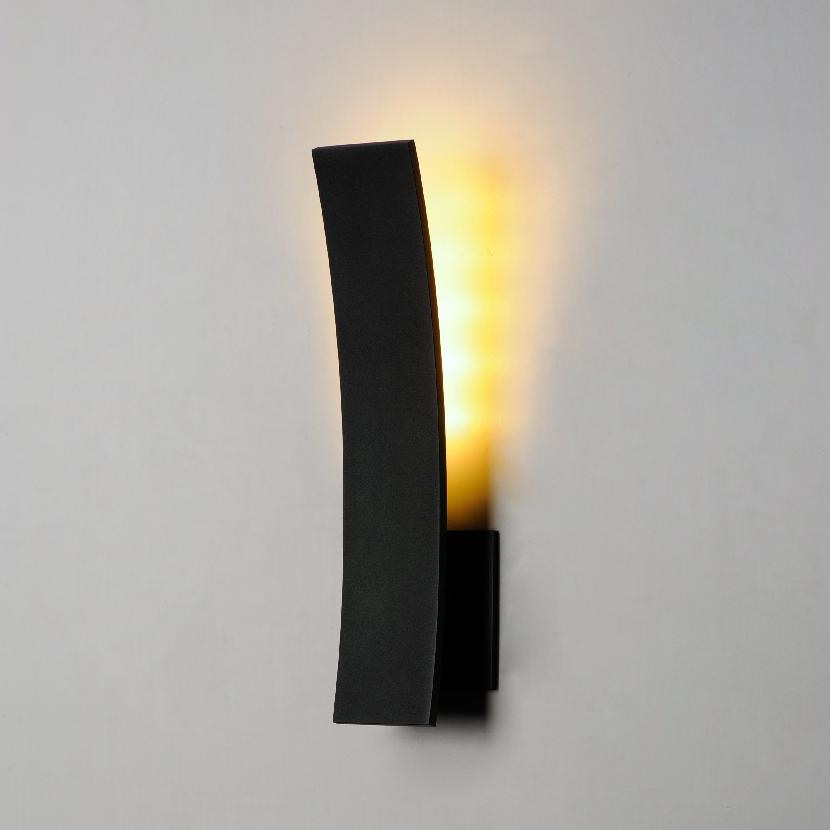 Alumilux Prime-Wall Sconce by ET2