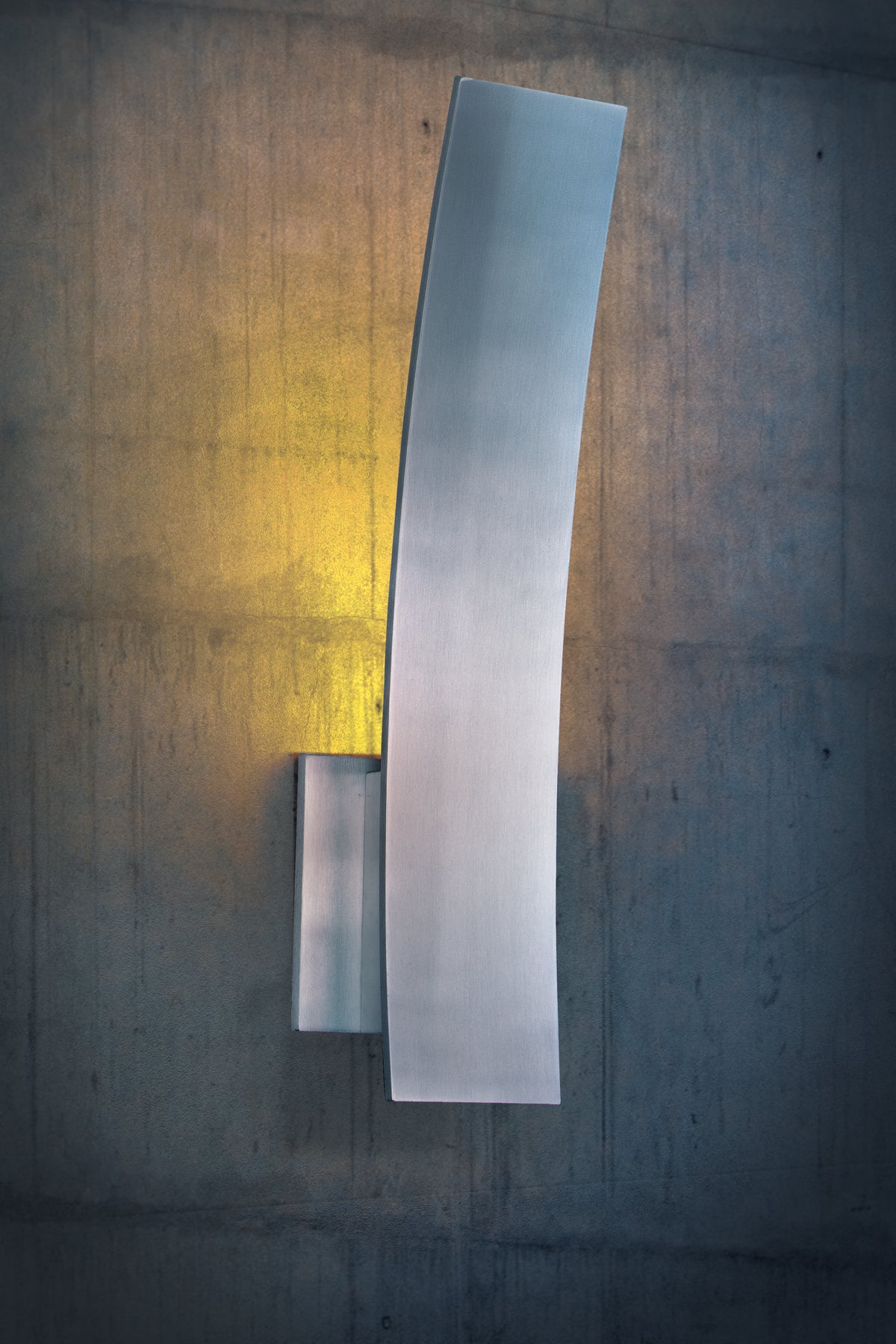Alumilux Prime-Wall Sconce by ET2