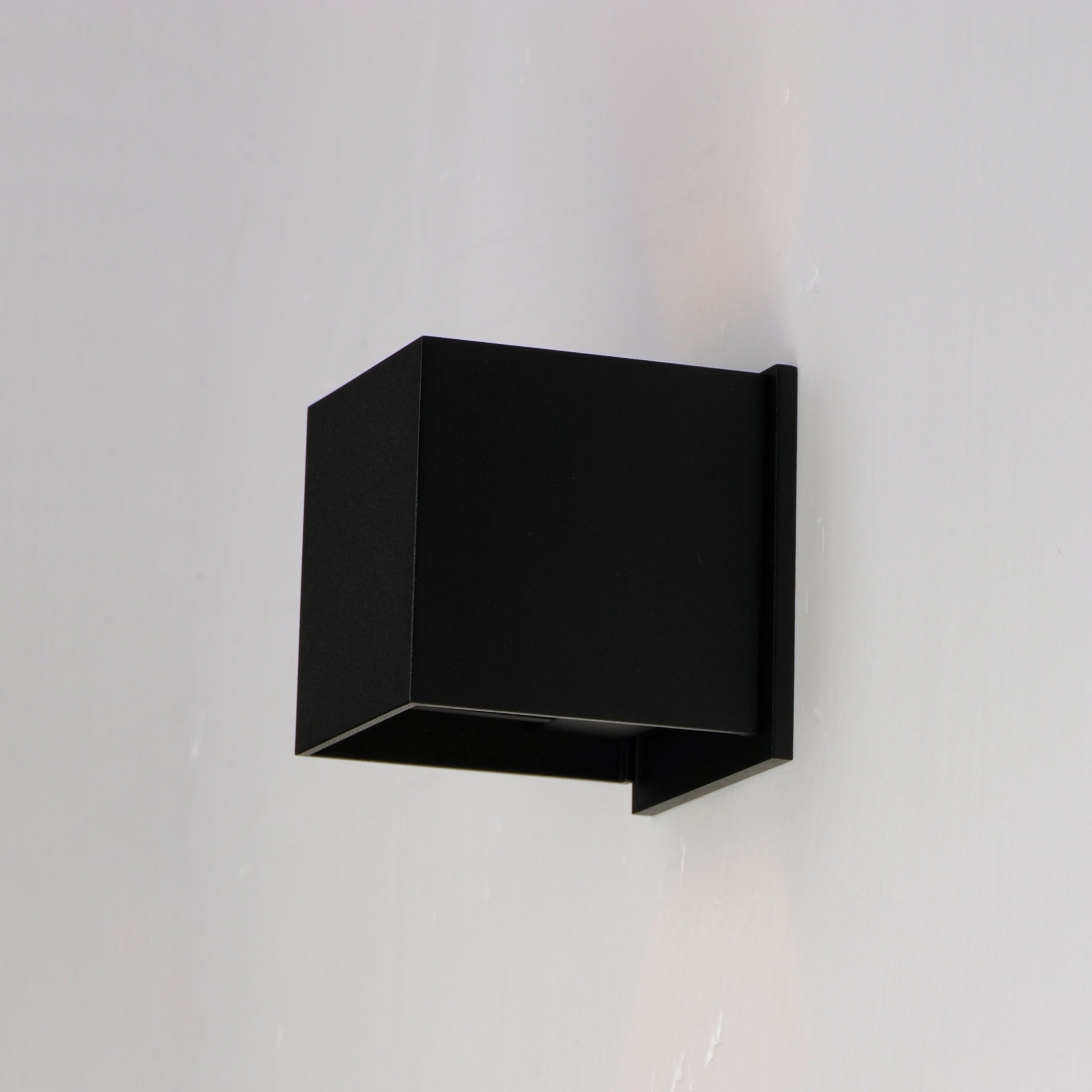 Alumilux Cube-Wall Sconce by ET2