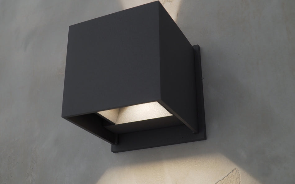 Alumilux Cube-Wall Sconce by ET2