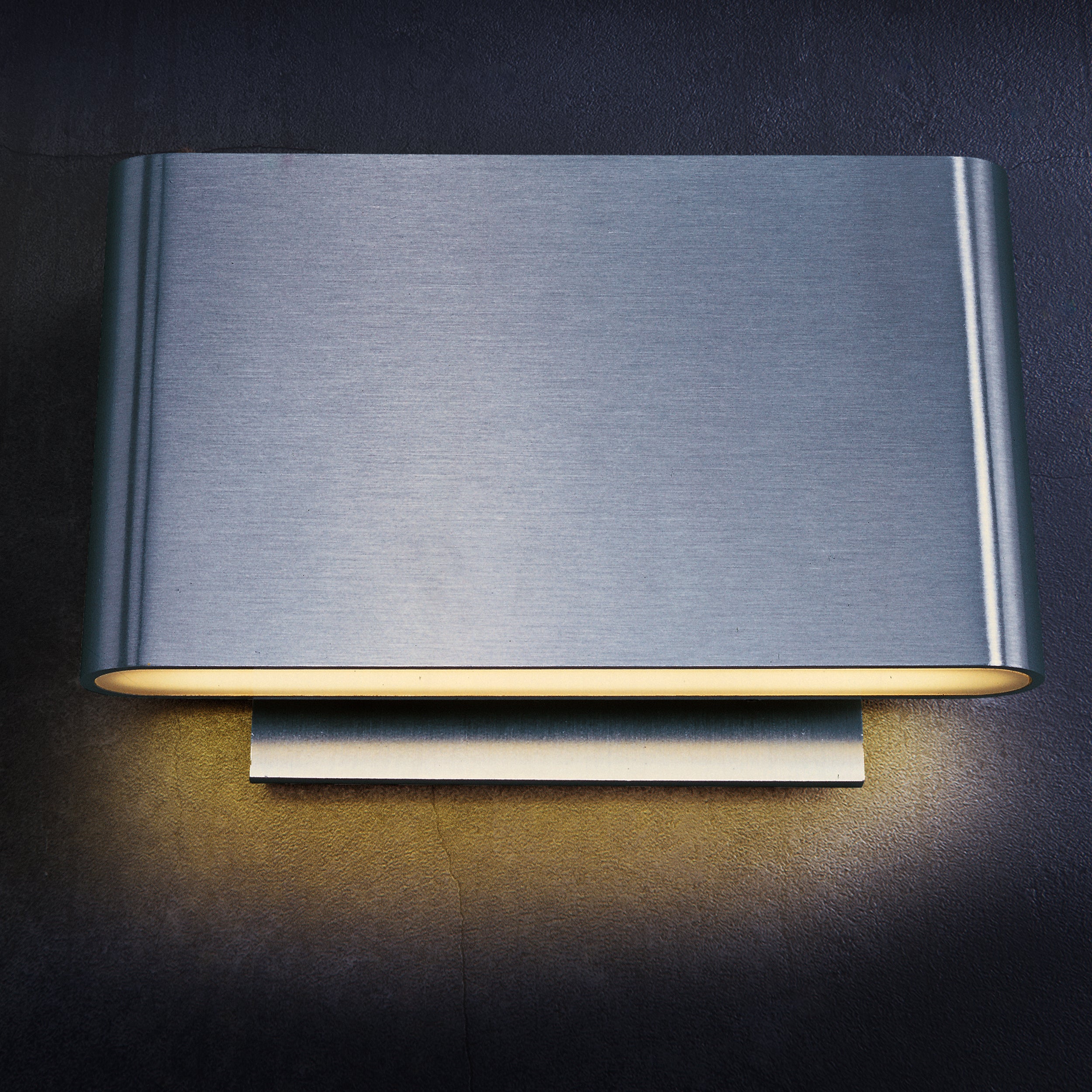 Alumilux Spartan-Wall Sconce by ET2