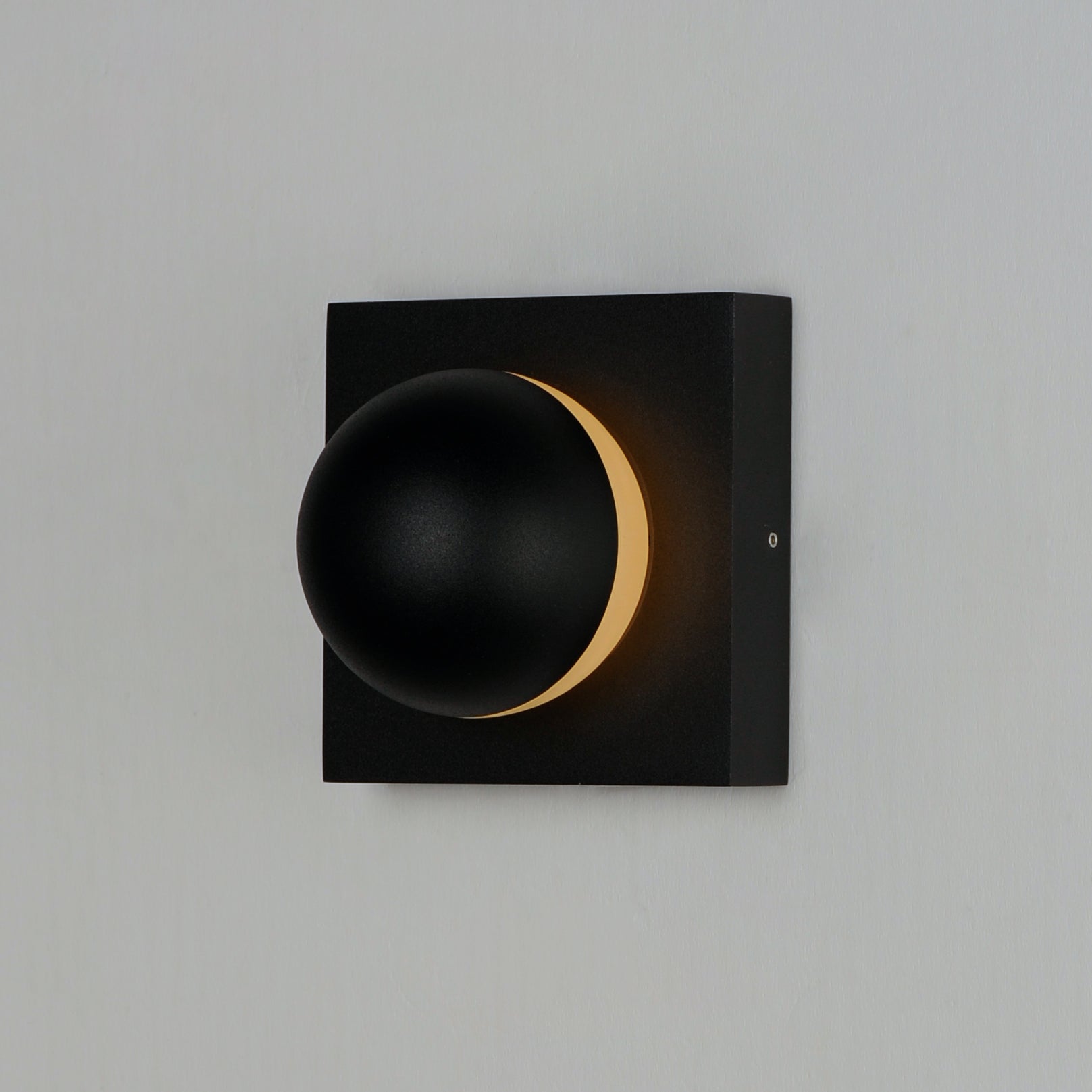 Alumilux Majik-Wall Sconce by ET2