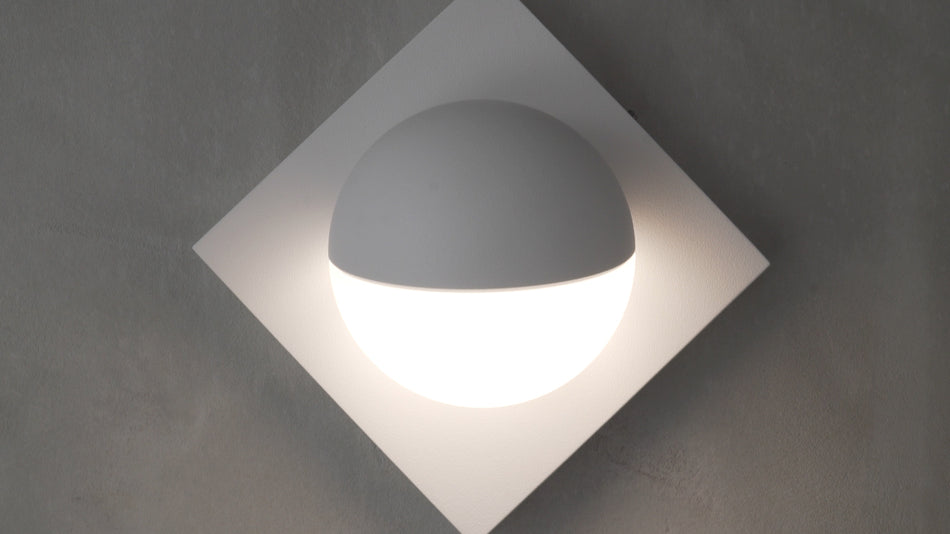 Alumilux Majik-Wall Sconce by ET2