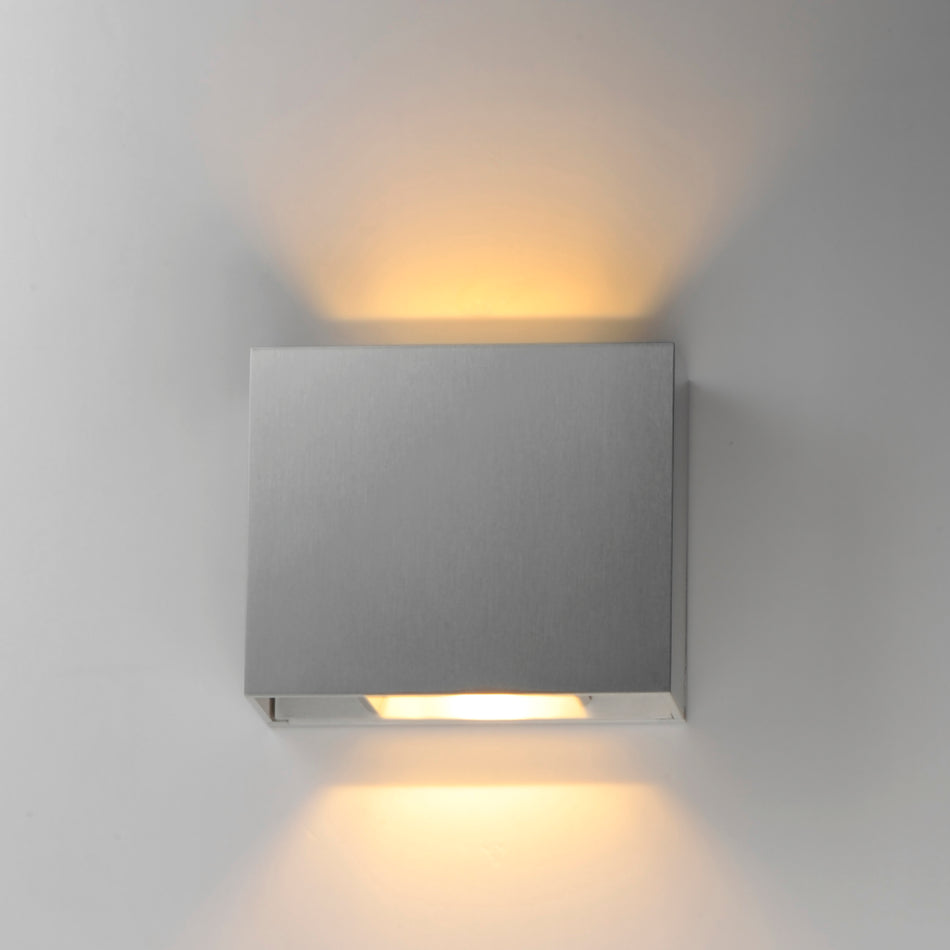 Alumilux Cube-Wall Sconce by ET2